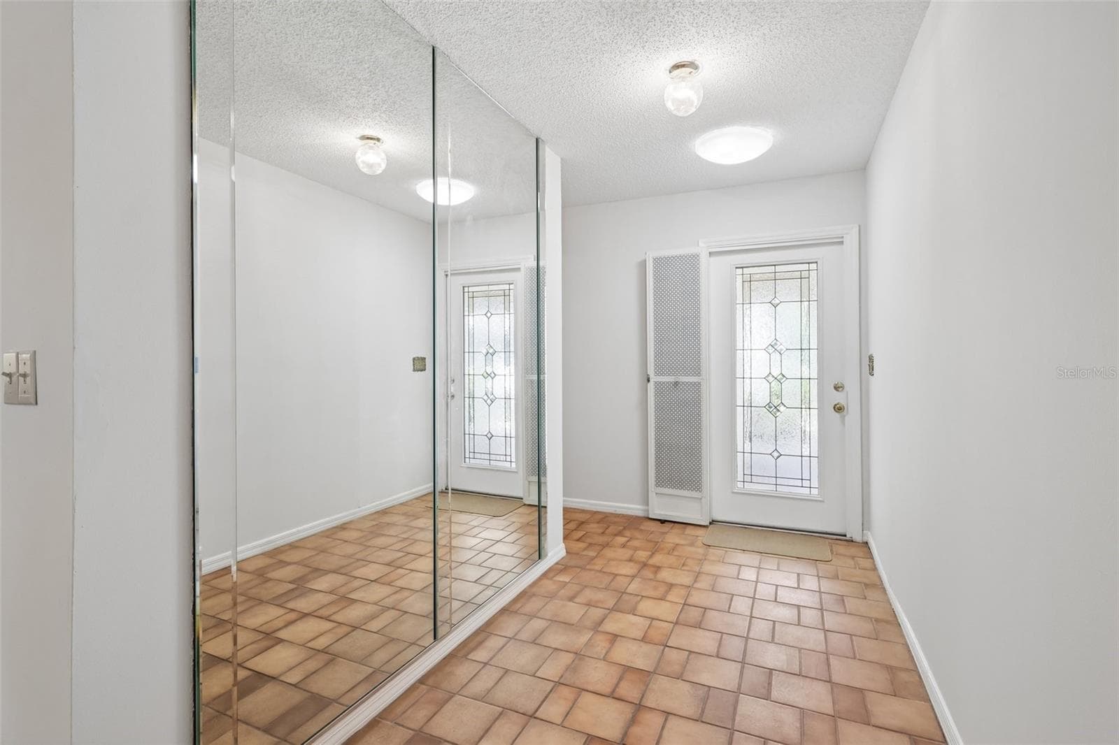 Condominium at 2017 HAMPSTEAD CIR, SUN CITY CENTER, photo 3 of 67