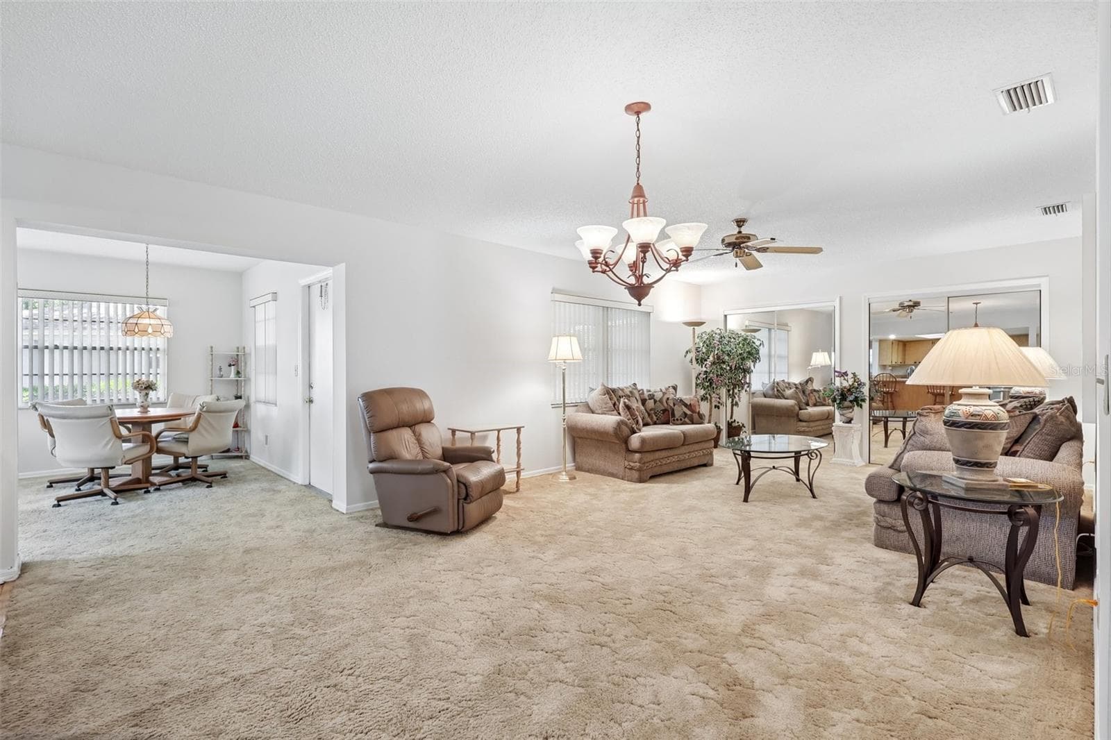 Condominium at 2017 HAMPSTEAD CIR, SUN CITY CENTER, photo 5 of 67