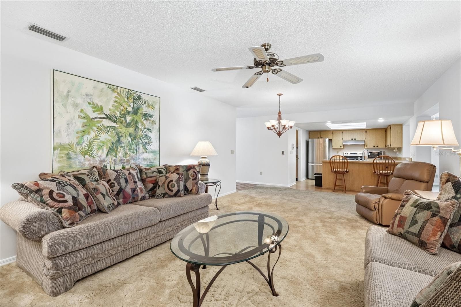 Condominium at 2017 HAMPSTEAD CIR, SUN CITY CENTER, photo 7 of 67