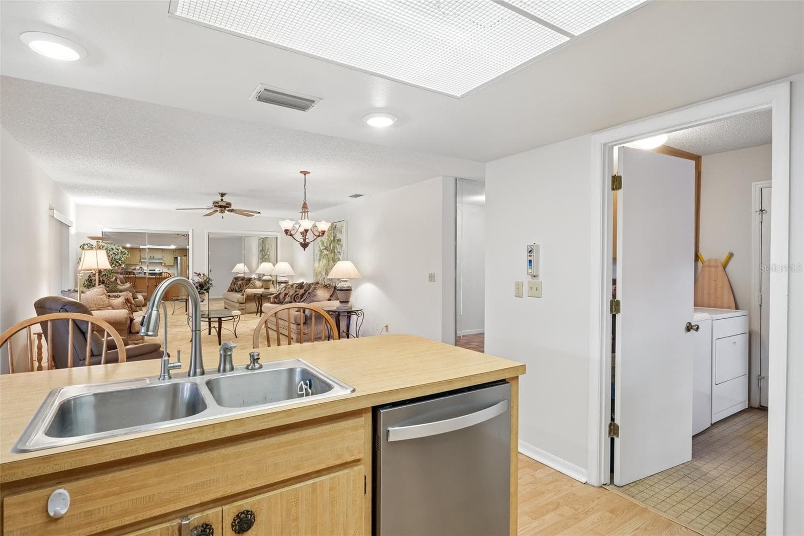 Condominium at 2017 HAMPSTEAD CIR, SUN CITY CENTER, photo 15 of 67