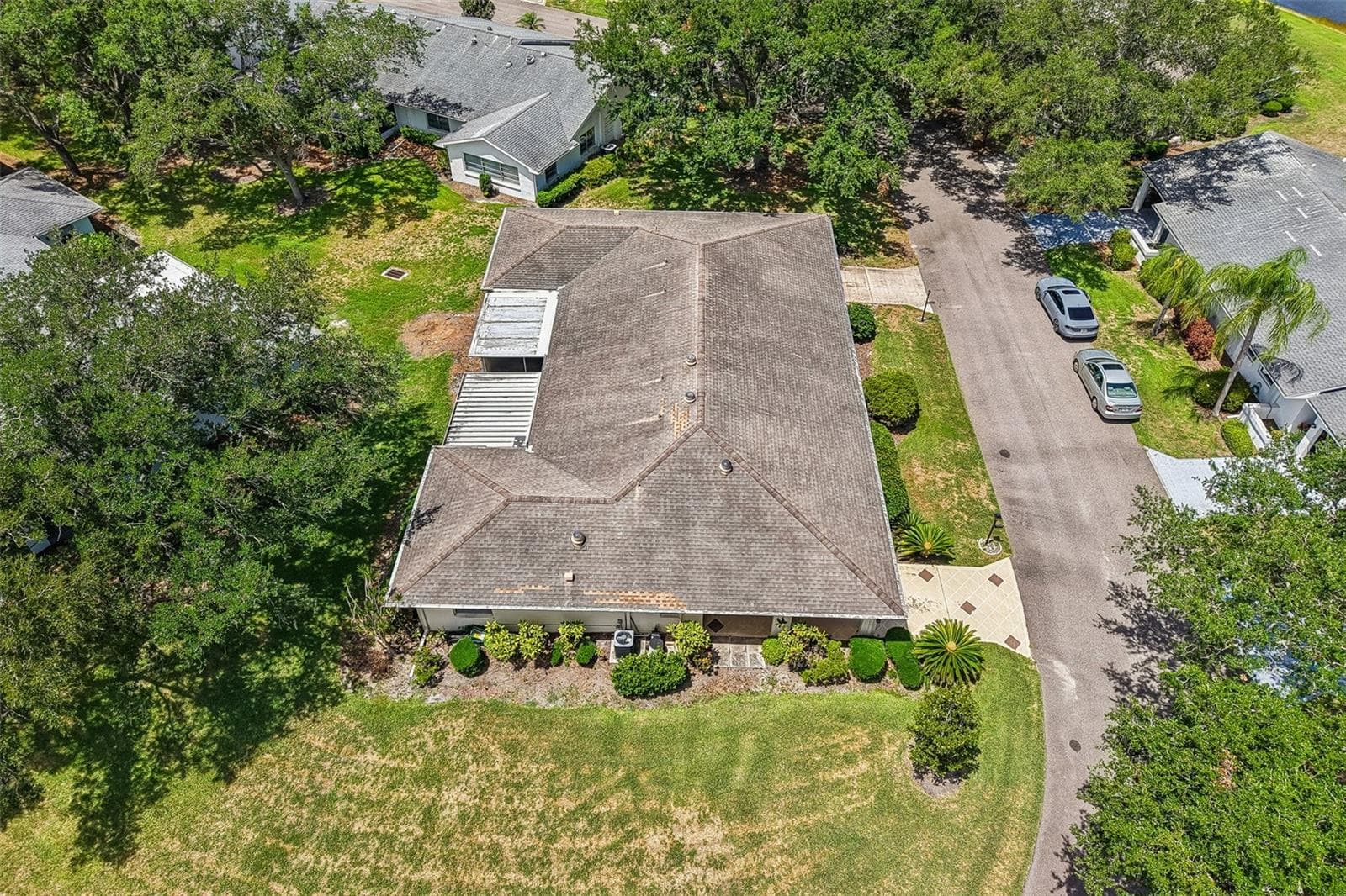 Condominium at 2017 HAMPSTEAD CIR, SUN CITY CENTER, photo 41 of 67