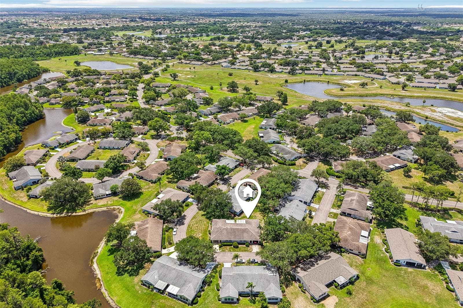 Condominium at 2017 HAMPSTEAD CIR, SUN CITY CENTER, photo 43 of 67