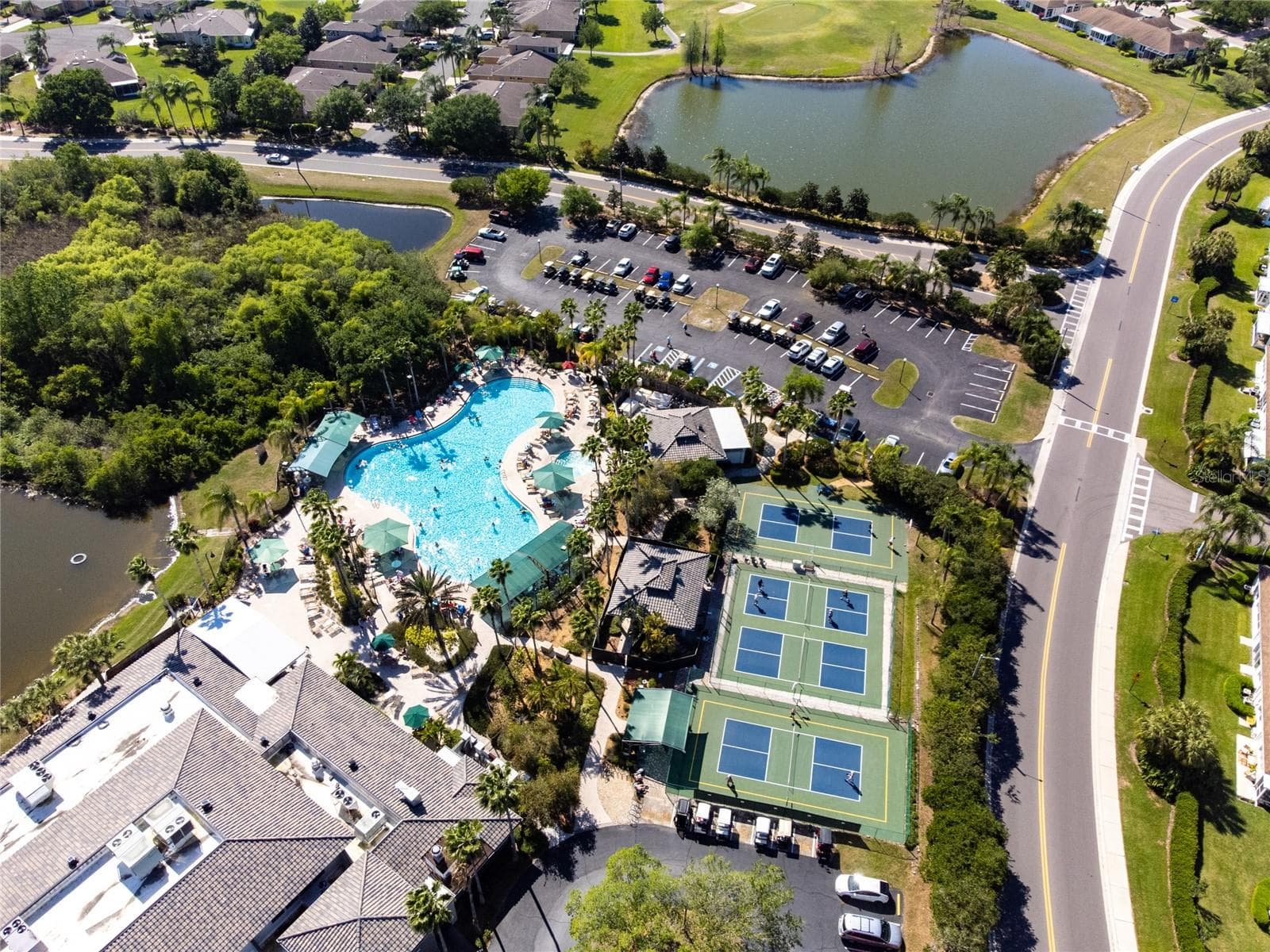 Condominium at 2017 HAMPSTEAD CIR, SUN CITY CENTER, photo 48 of 67