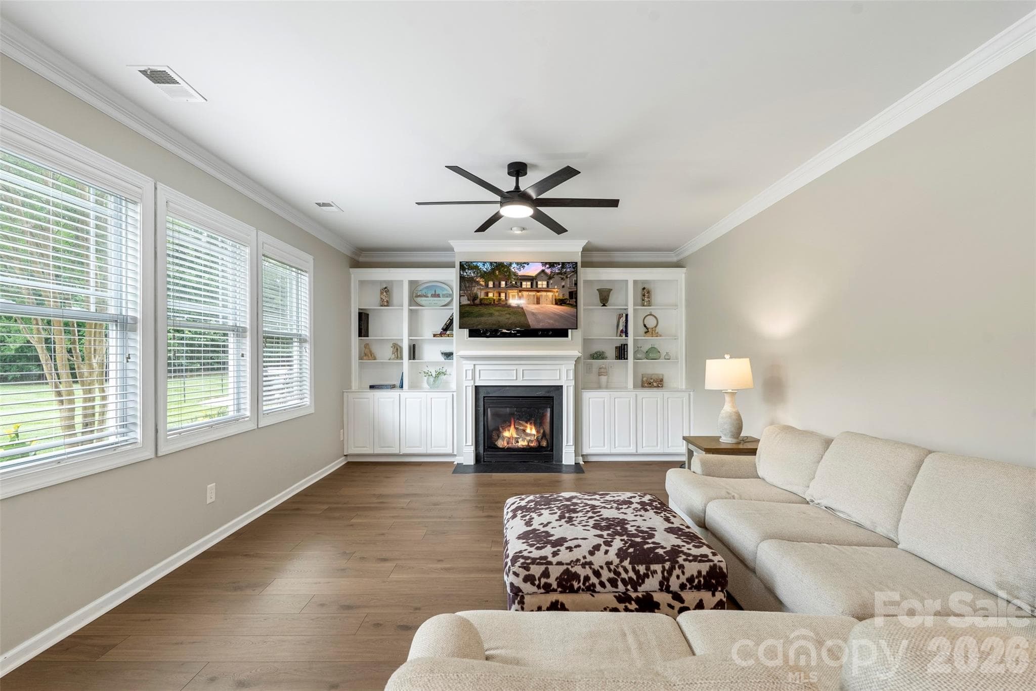 Single Family Residence at Charlotte, photo 13 of 46