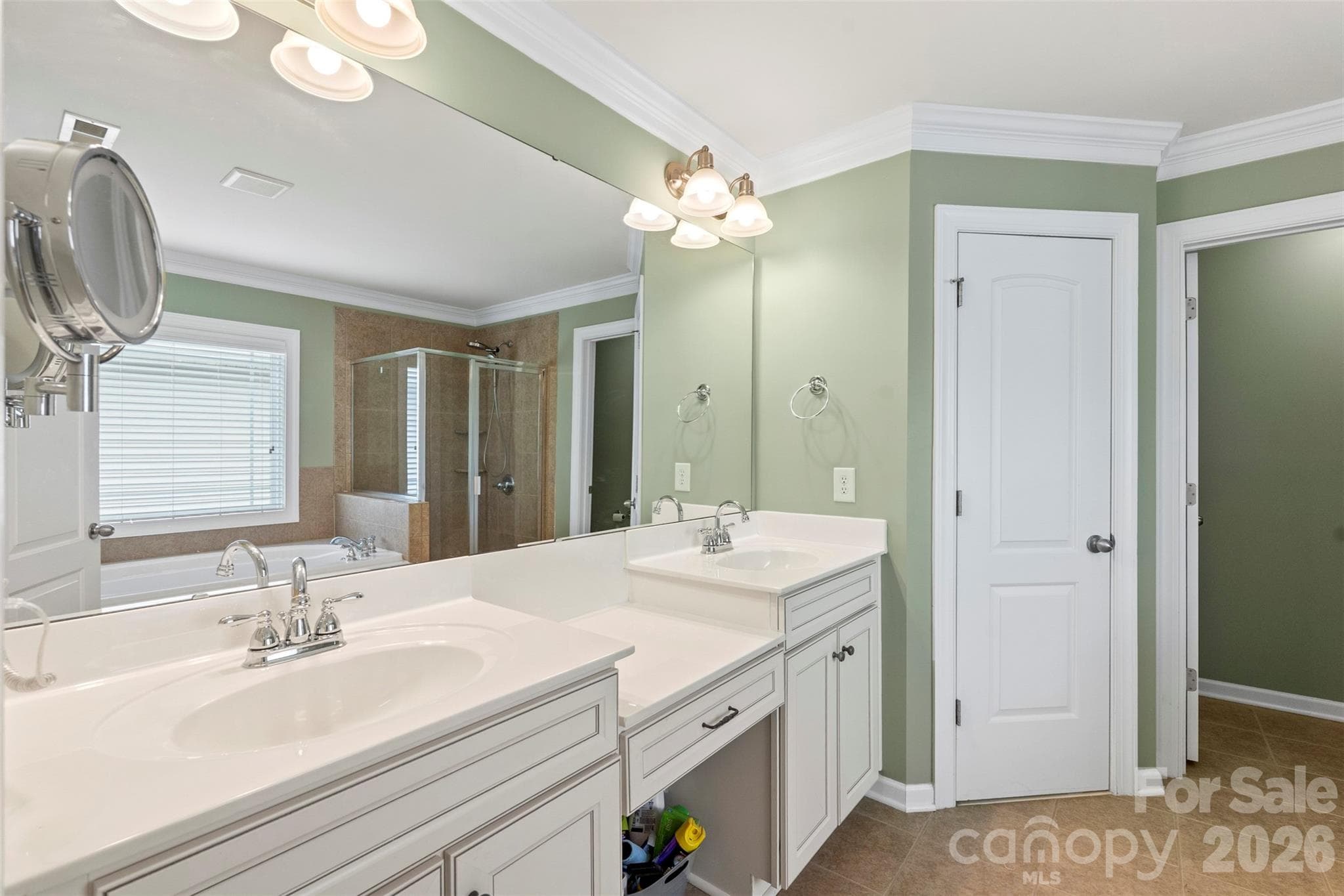 Single Family Residence at Charlotte, photo 24 of 46
