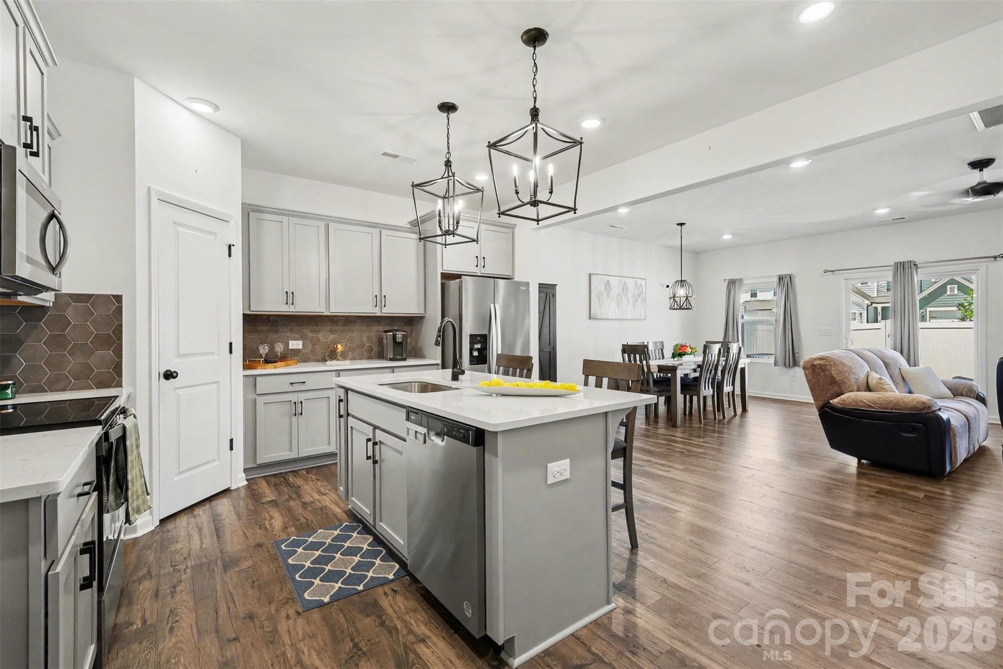 Townhouse at Clover, photo 6 of 23