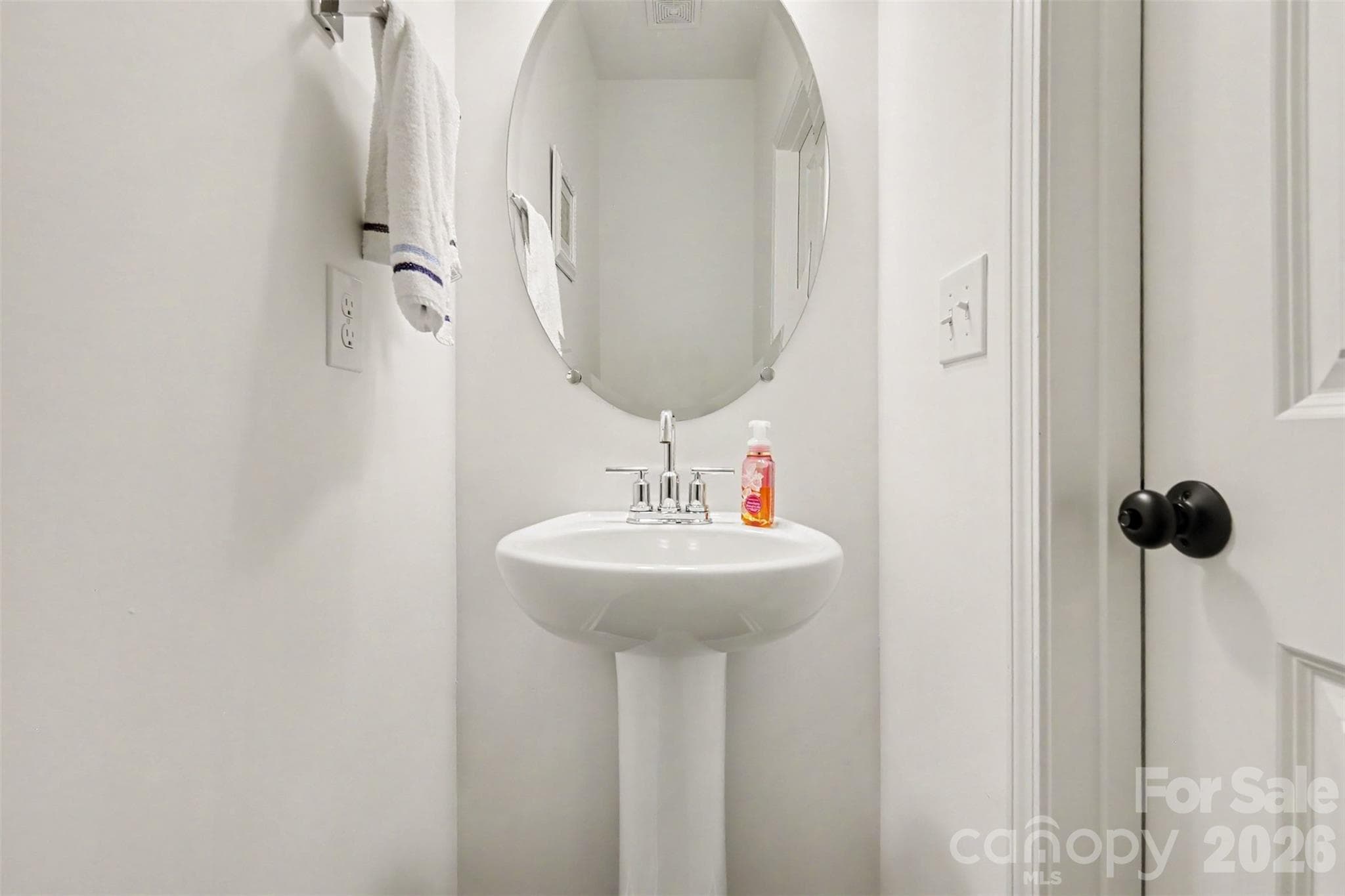 Townhouse at Clover, photo 7 of 23