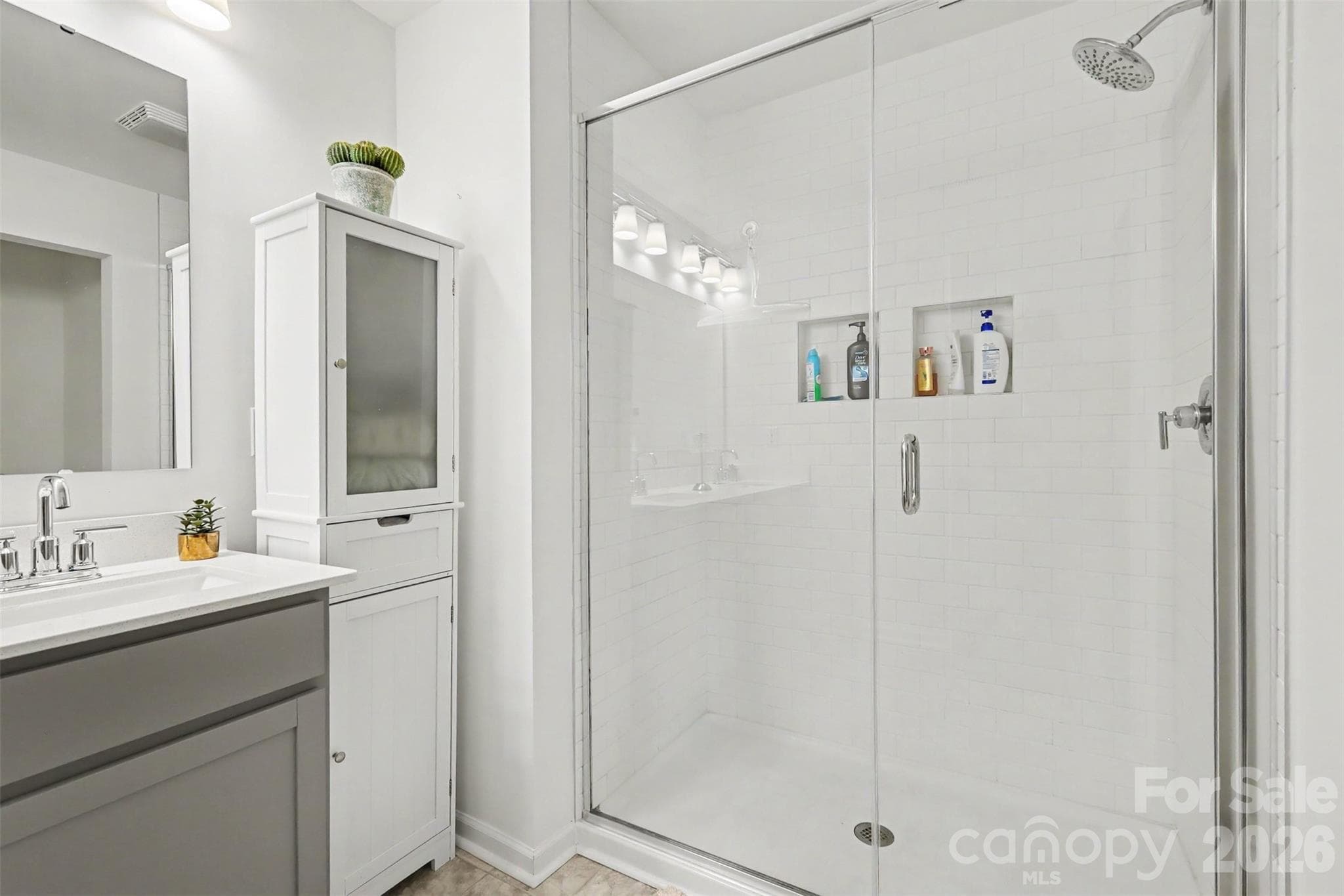 Townhouse at 334 Drawbar Drive, Clover, photo 11 of 23