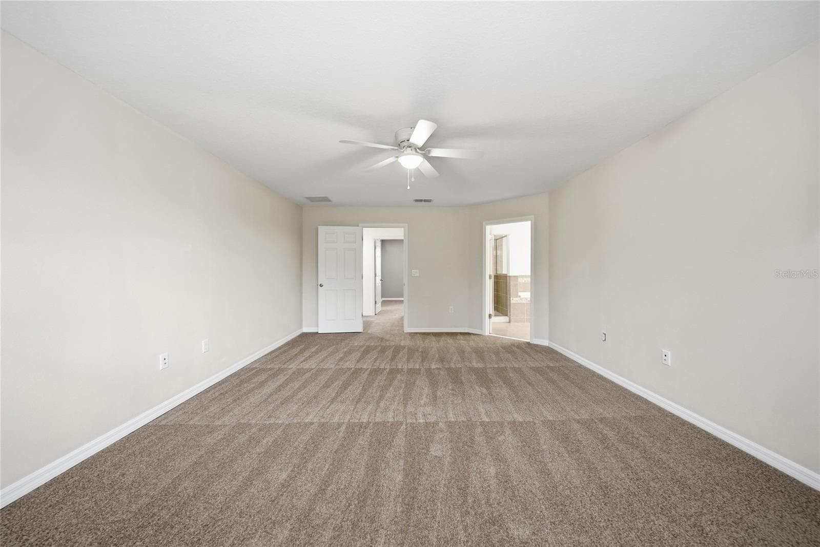 Single Family Residence at 30643 WALKER CUP PL, WESLEY CHAPEL, photo 12 of 47