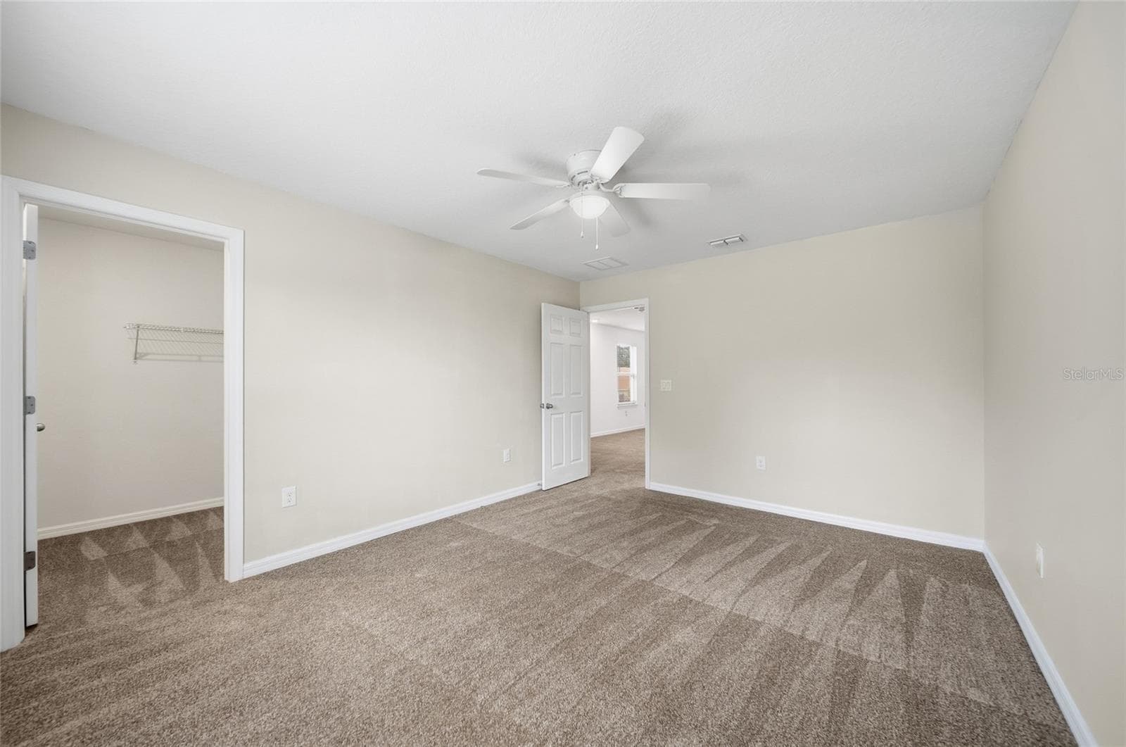 Single Family Residence at 30643 WALKER CUP PL, WESLEY CHAPEL, photo 29 of 47