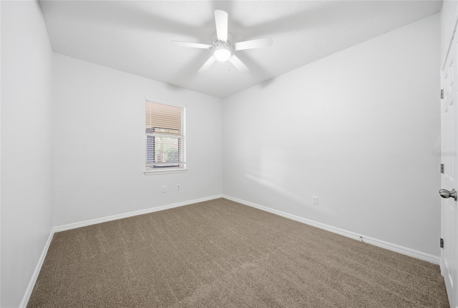 Single Family Residence at 30643 WALKER CUP PL, WESLEY CHAPEL, photo 34 of 47