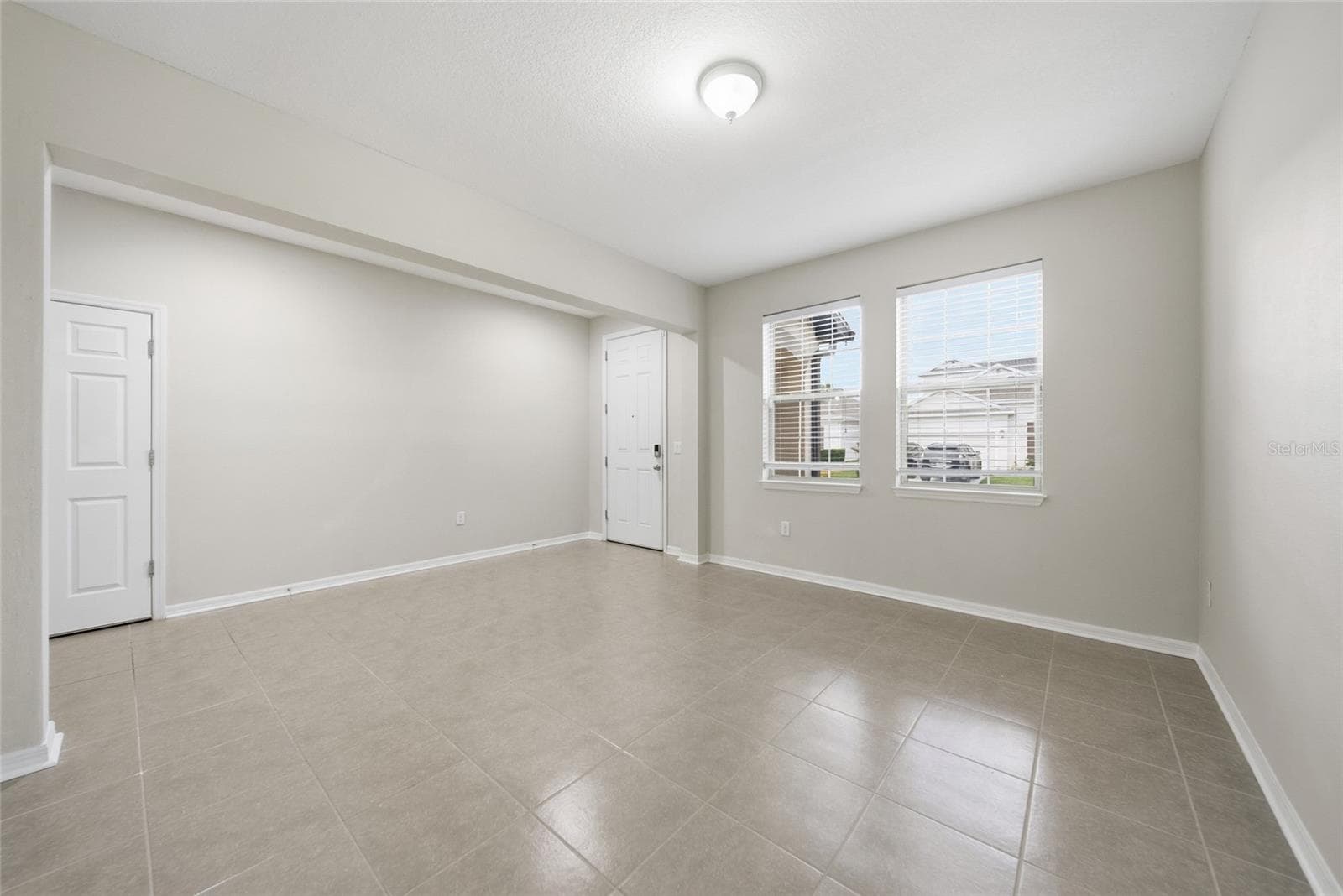 Single Family Residence at 30643 WALKER CUP PL, WESLEY CHAPEL, photo 36 of 47