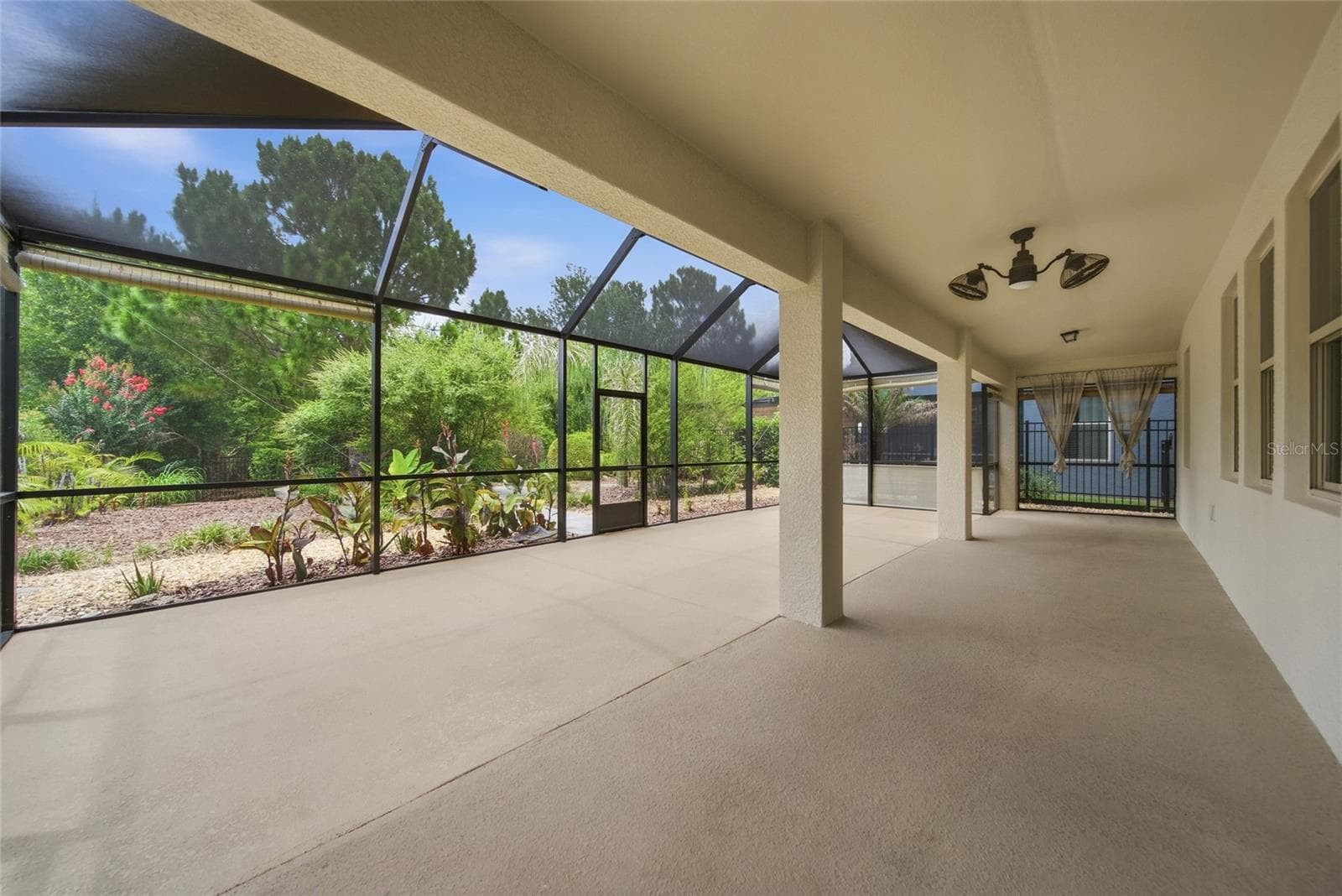 Single Family Residence at 30643 WALKER CUP PL, WESLEY CHAPEL, photo 38 of 47