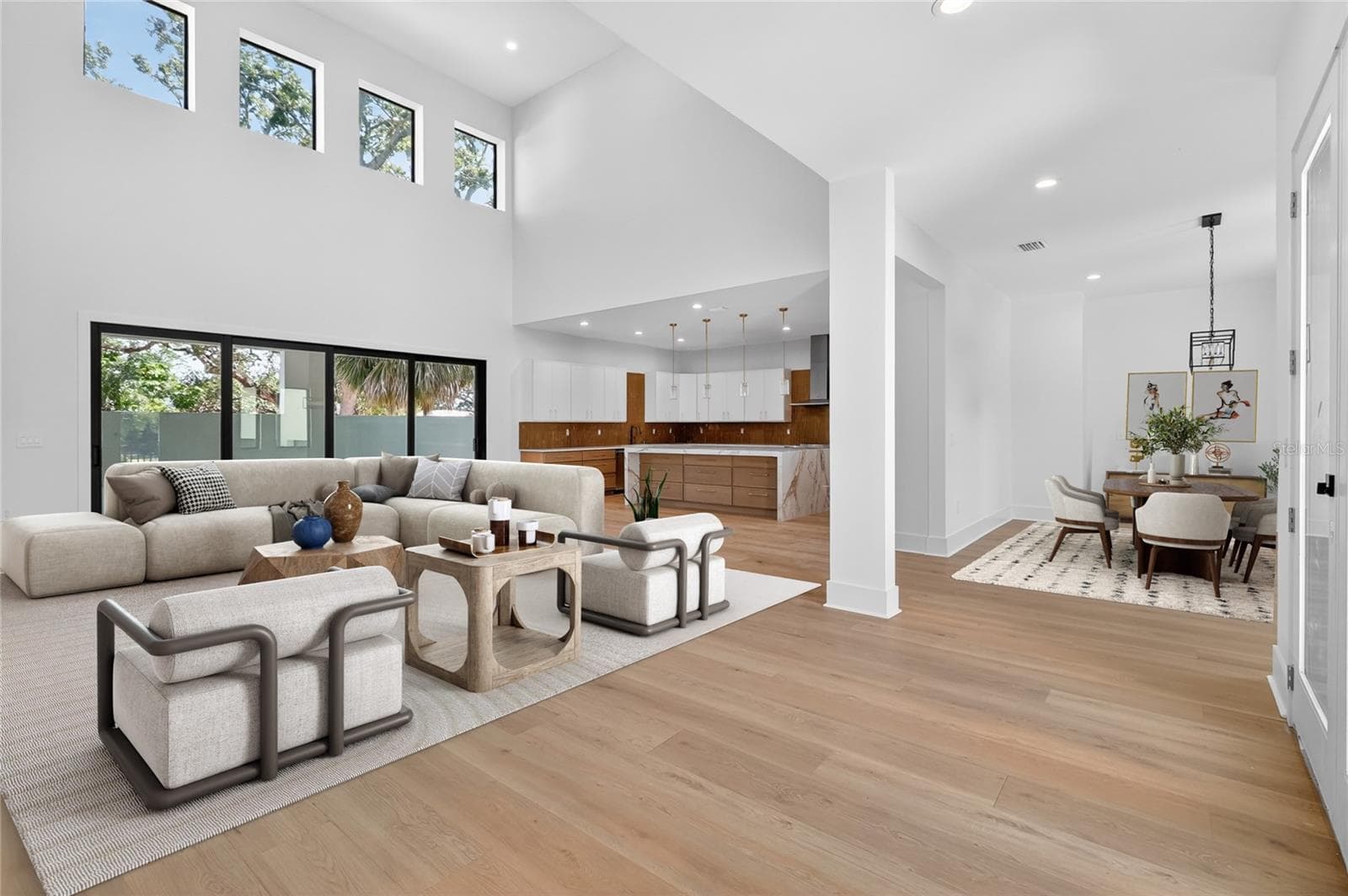 Single Family Residence at 4706 W SAN CARLOS ST, TAMPA, photo 11 of 98