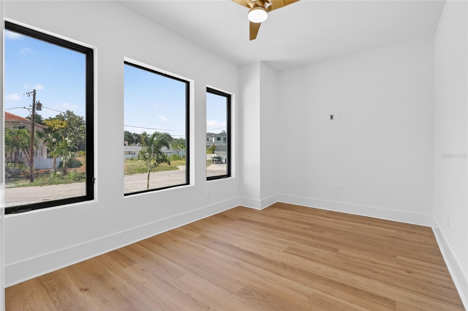 Single Family Residence at 4706 W SAN CARLOS ST, TAMPA, photo 56 of 98