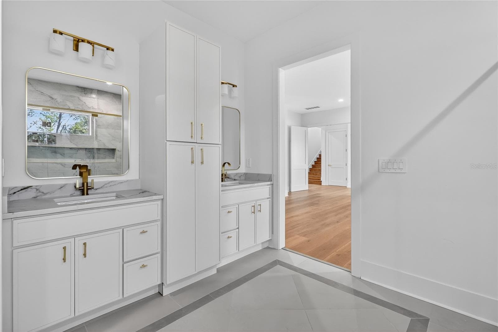 Single Family Residence at 4706 W SAN CARLOS ST, TAMPA, photo 65 of 98