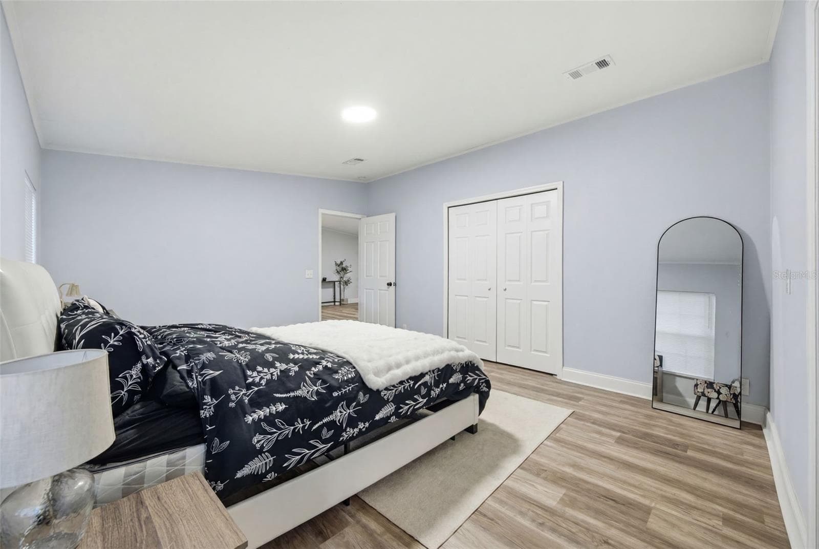 Single Family Residence at 5203 N MENDENHALL DR, TAMPA, photo 23 of 42