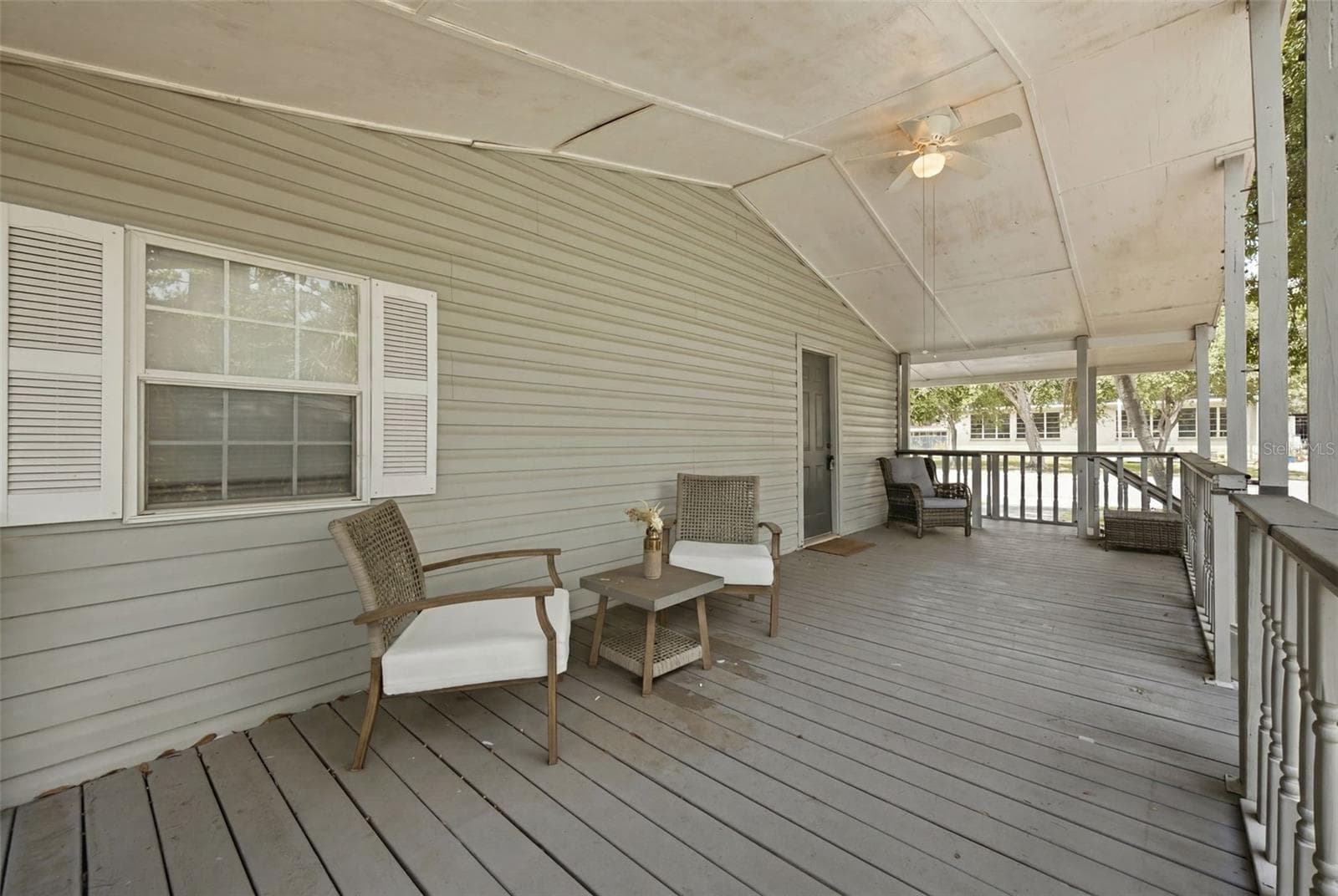 Single Family Residence at 5203 N MENDENHALL DR, TAMPA, photo 36 of 42