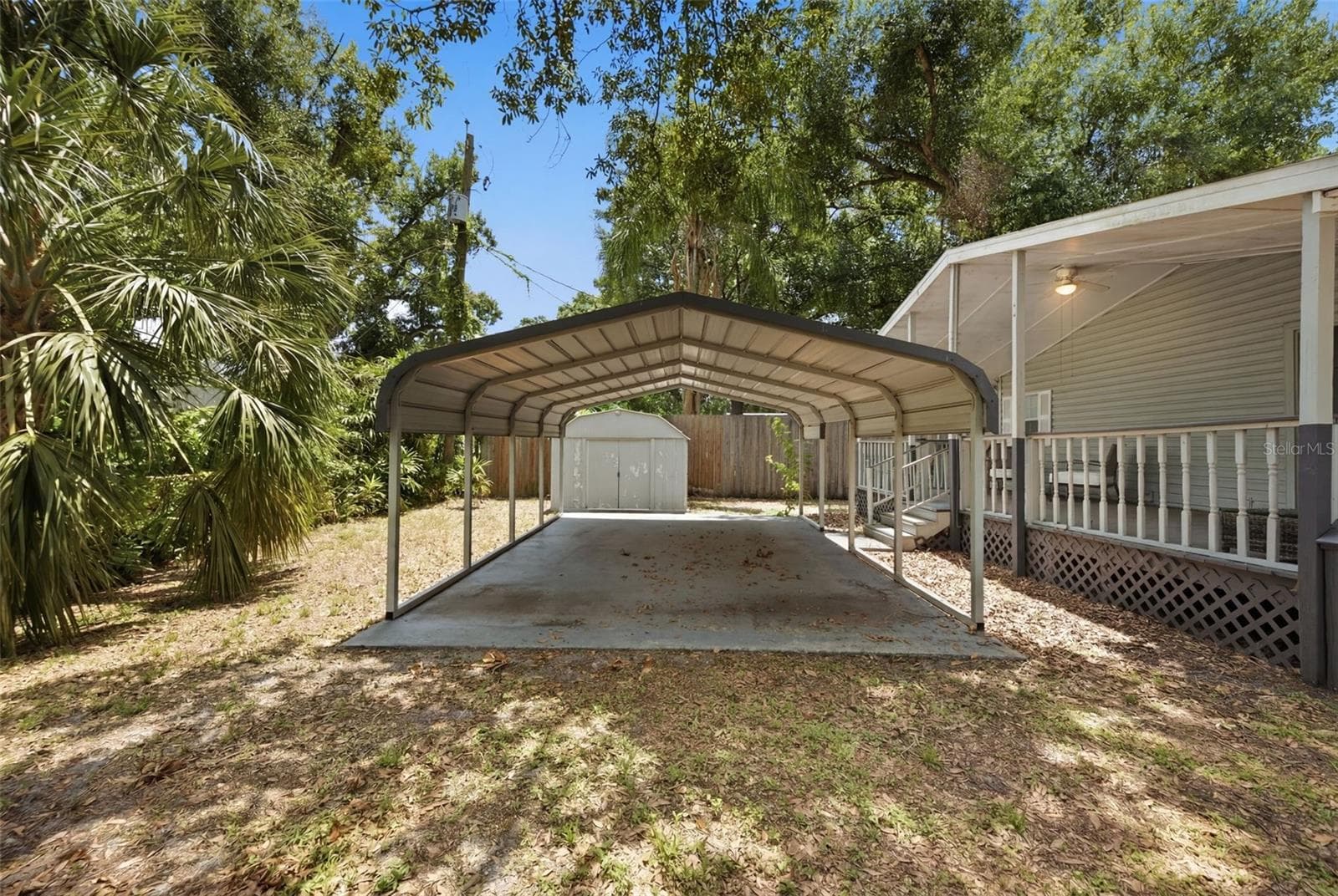 Single Family Residence at 5203 N MENDENHALL DR, TAMPA, photo 38 of 42