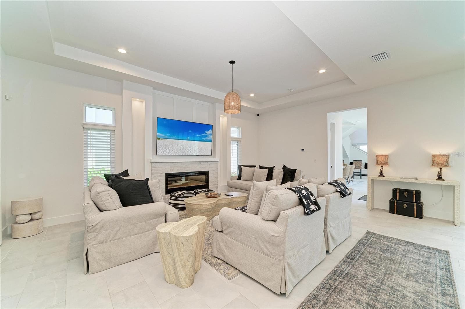 Living Room - 5935 CAT CLAW LN, BRADENTON