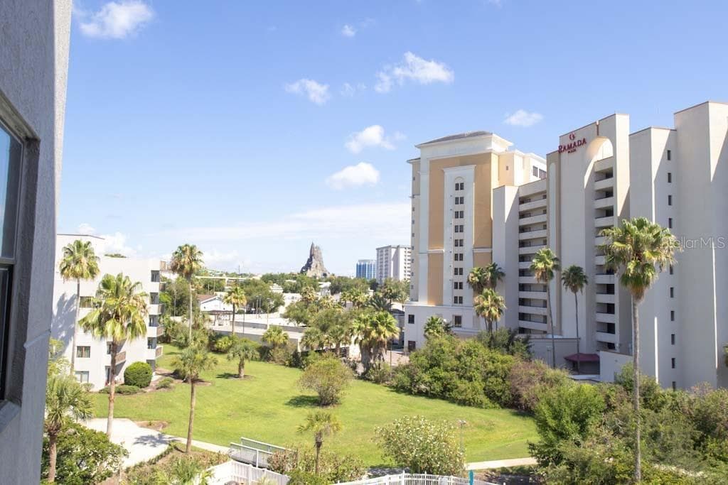 Condo - Hotel at 6165 CARRIER DR #1601, ORLANDO, photo 16 of 25