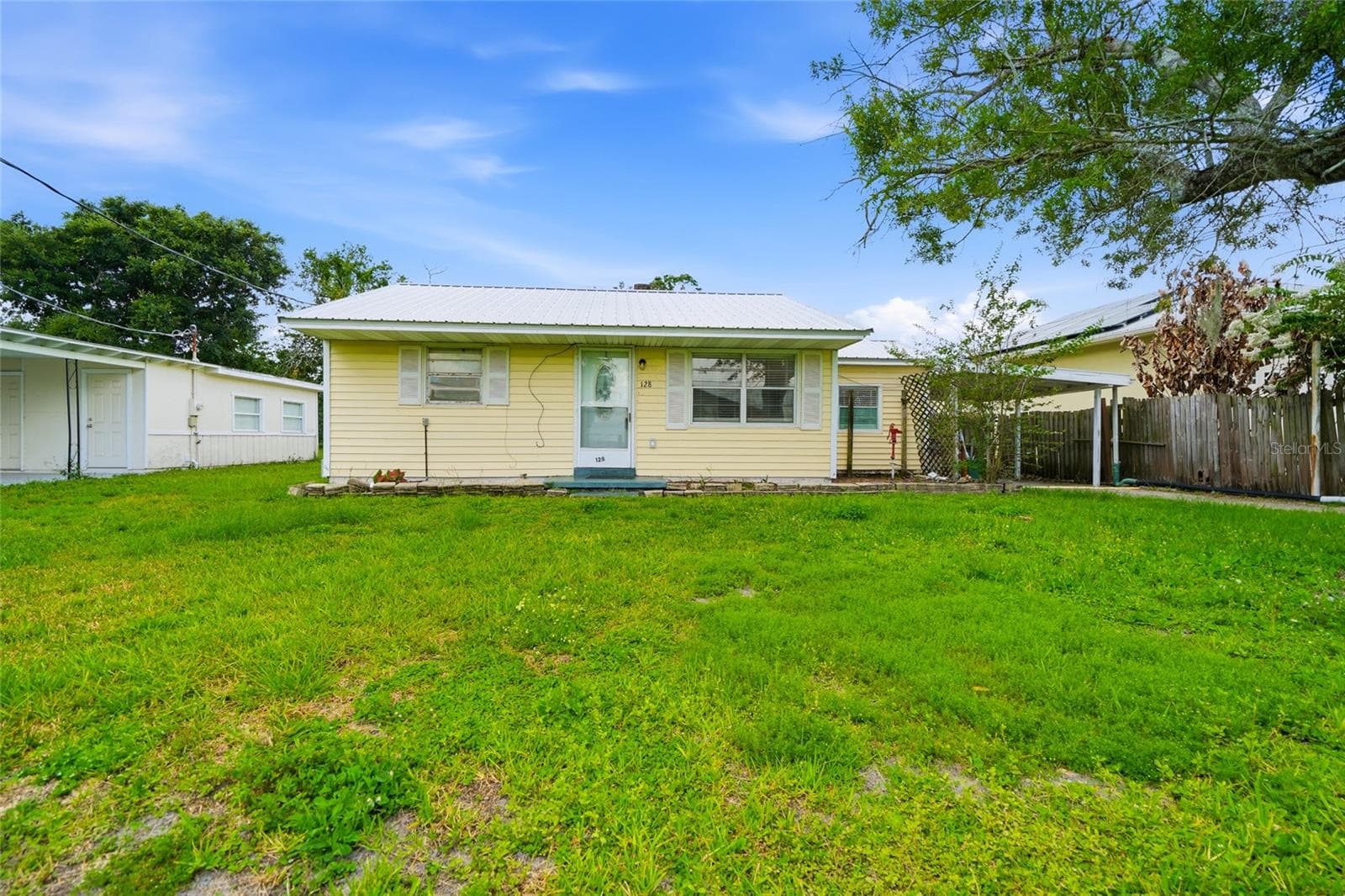 Single Family Residence at 128 NW 10TH DR, MULBERRY, photo 3 of 22