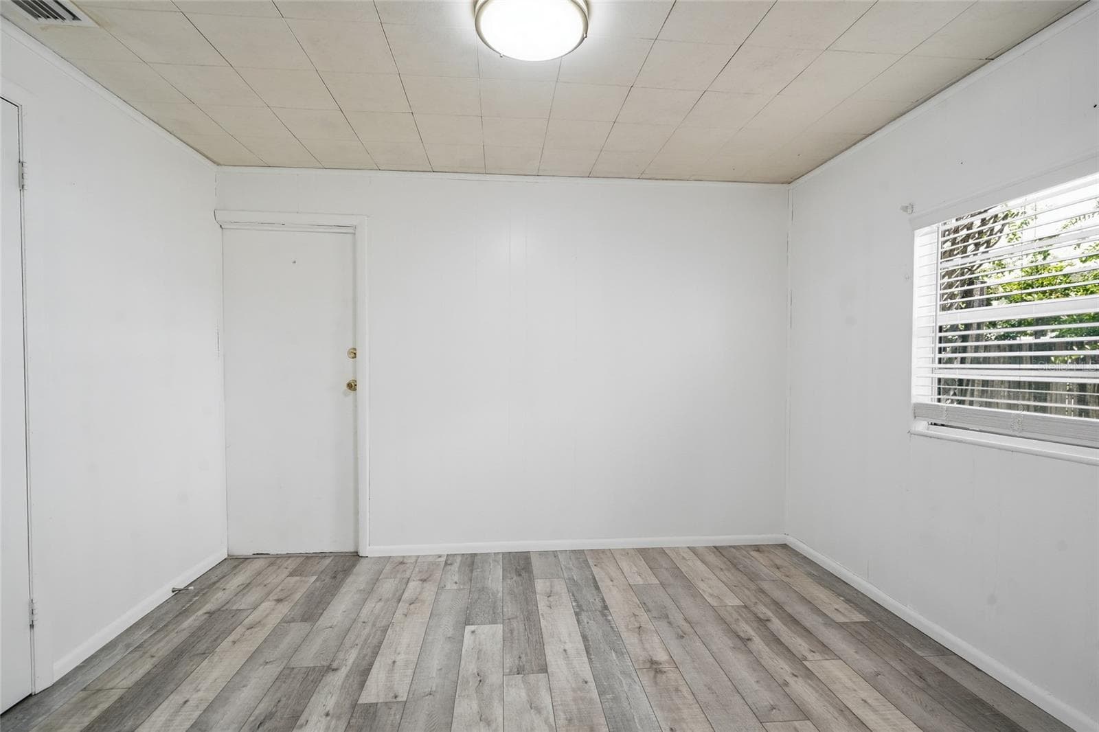 Single Family Residence at 128 NW 10TH DR, MULBERRY, photo 12 of 22