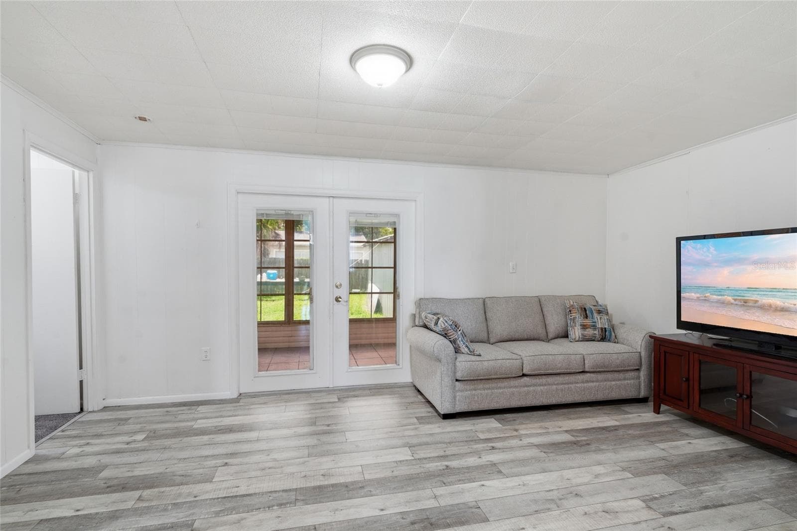 Single Family Residence at 128 NW 10TH DR, MULBERRY, photo 15 of 22
