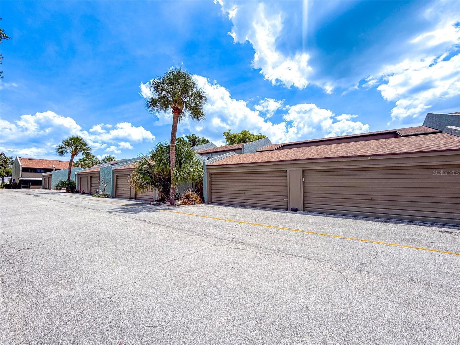 Condominium at 2500 21ST ST NW #22, WINTER HAVEN, photo 29 of 38