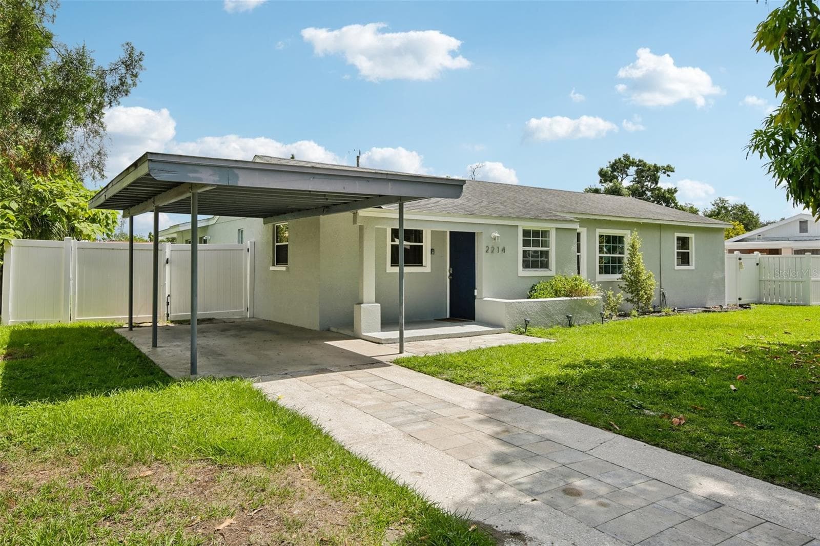 2214 23RD AVE W