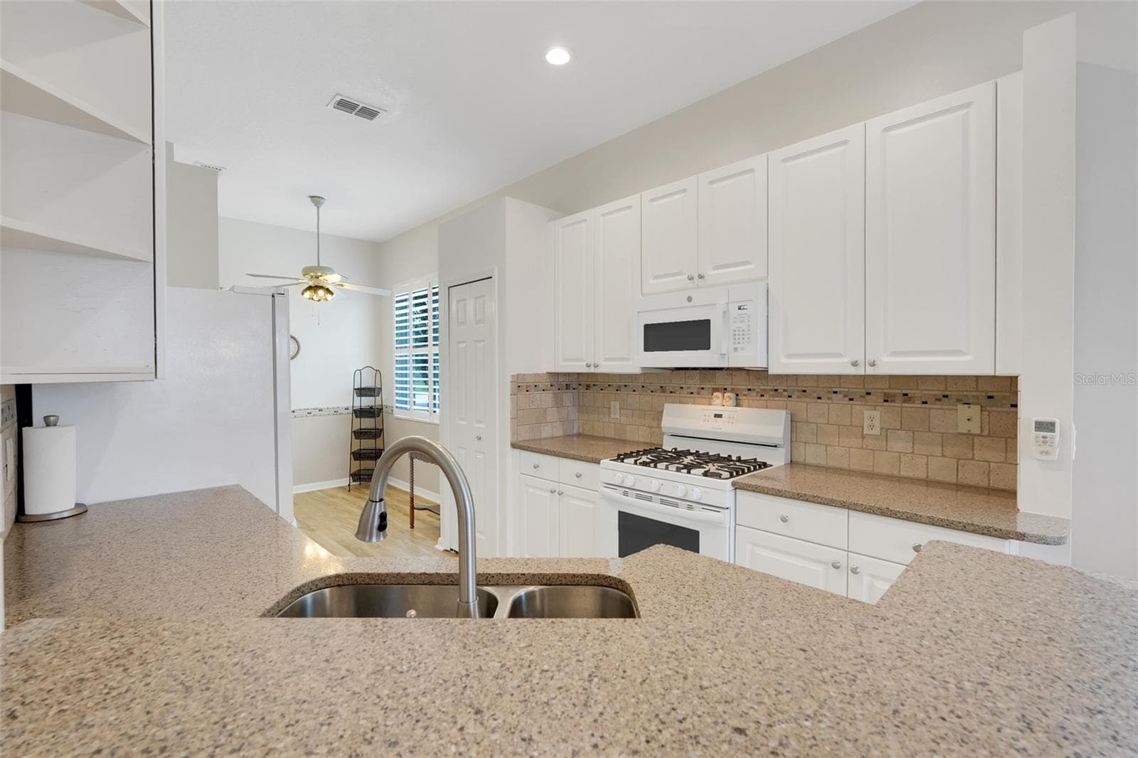 Single Family Residence at 3003 PINNACLE CT, CLERMONT, photo 12 of 30