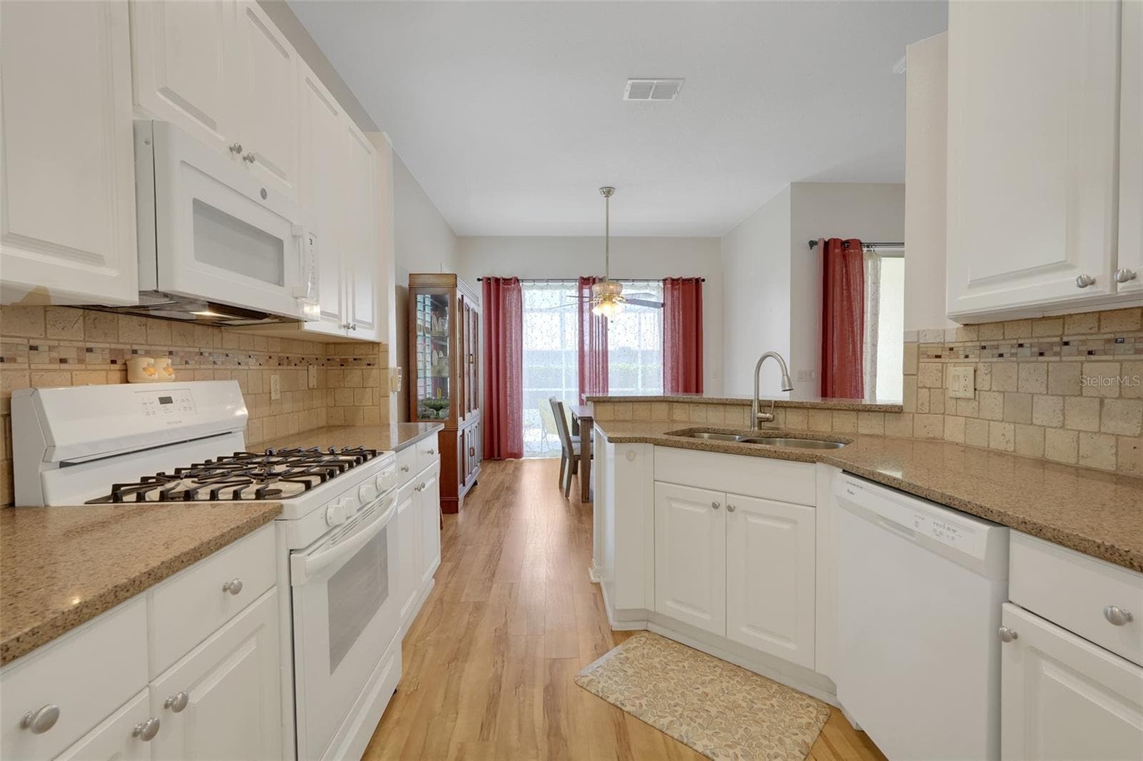 Single Family Residence at 3003 PINNACLE CT, CLERMONT, photo 13 of 30
