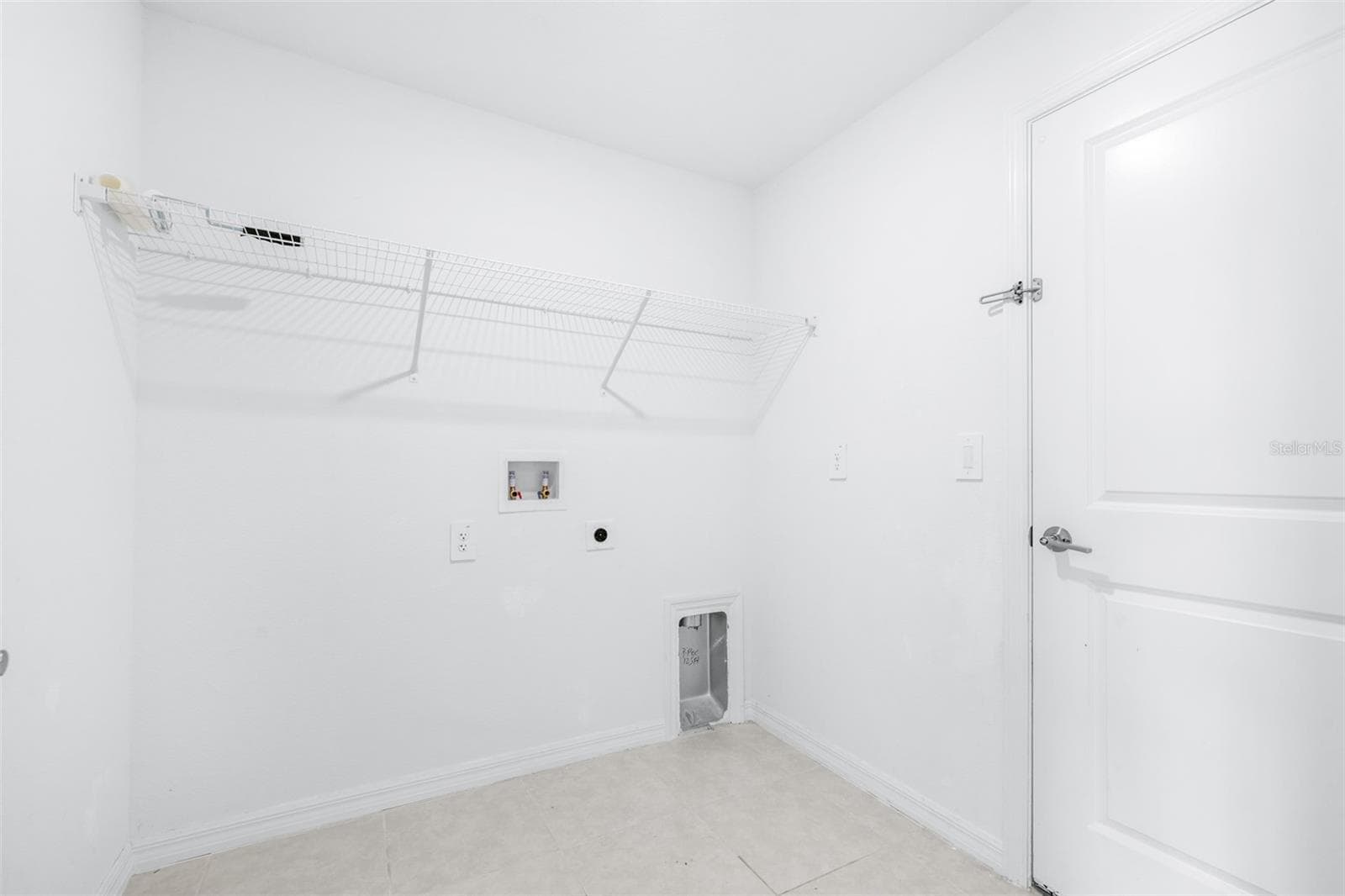 Single Family Residence at 4312 FABULOUS FINCH LN, BARTOW, photo 6 of 65