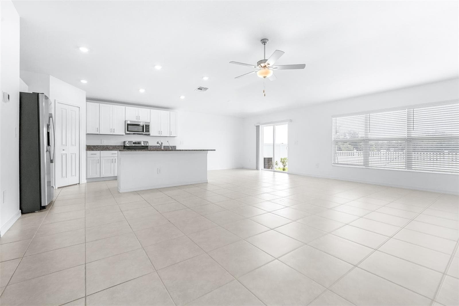 Single Family Residence at 4312 FABULOUS FINCH LN, BARTOW, photo 10 of 65
