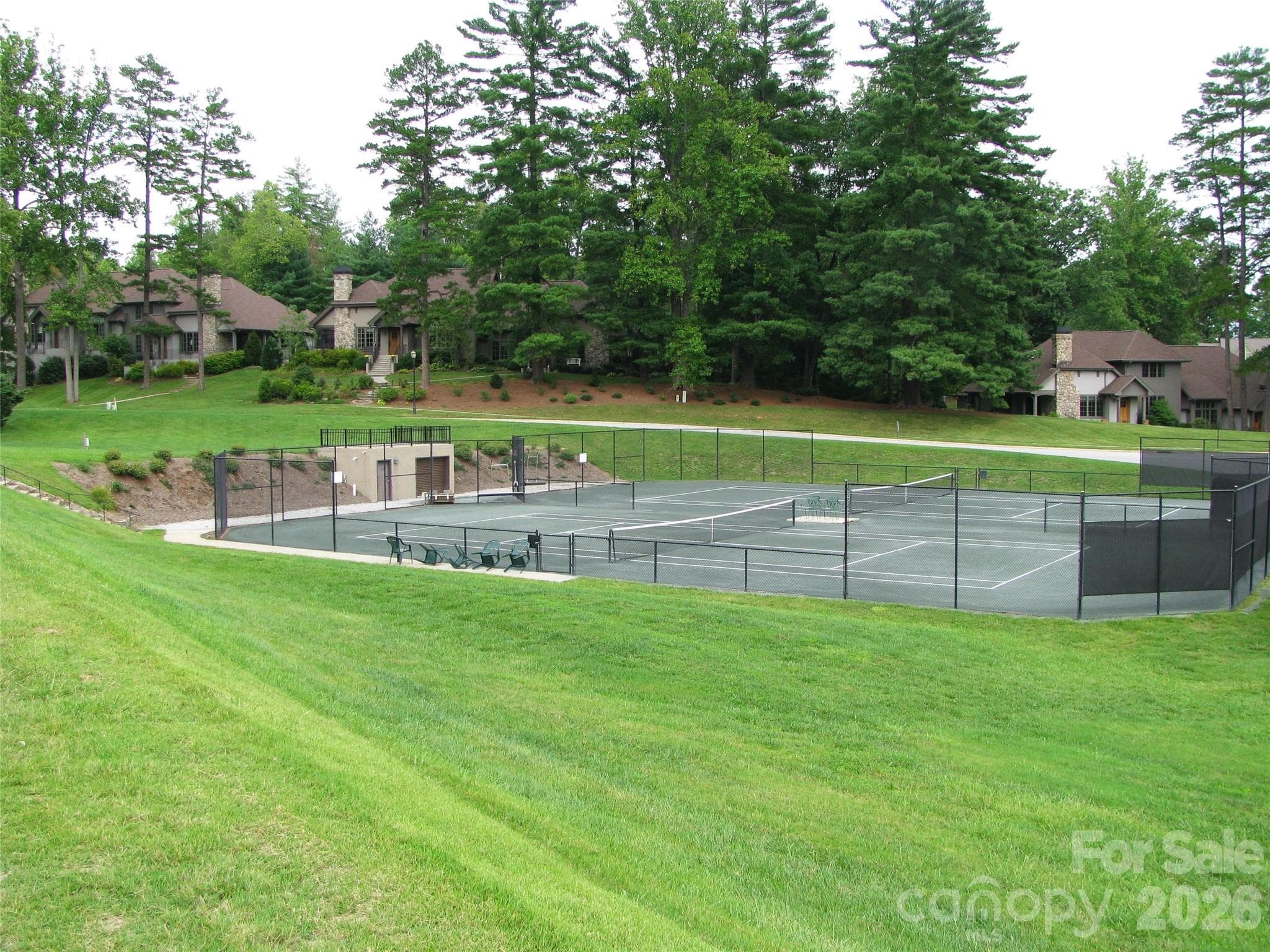 Straus Park Tennis Courts - Brevard