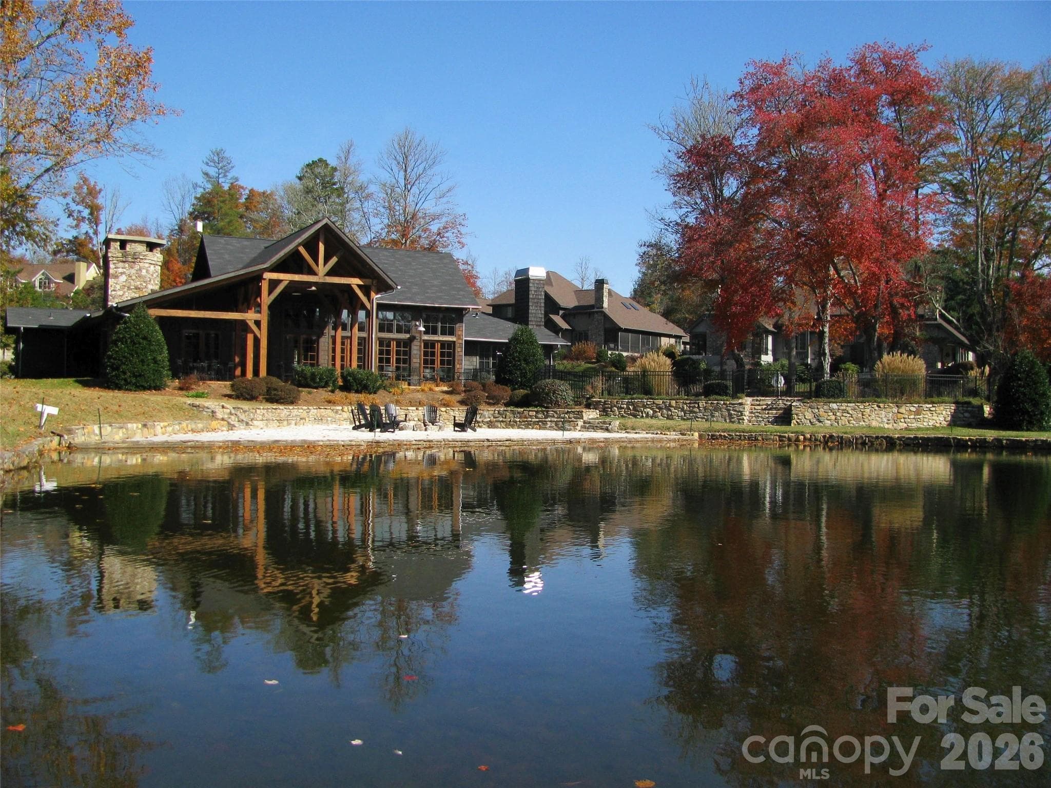 Straus Park Lake & Clubhouse - Brevard