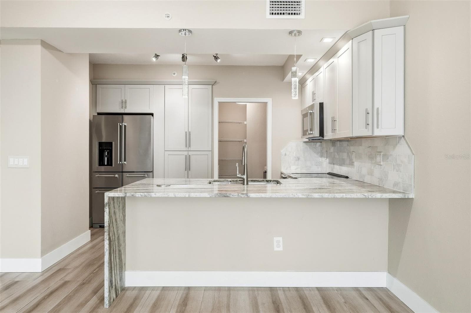 Condominium at 322 E CENTRAL BLVD #912, ORLANDO, photo 15 of 41