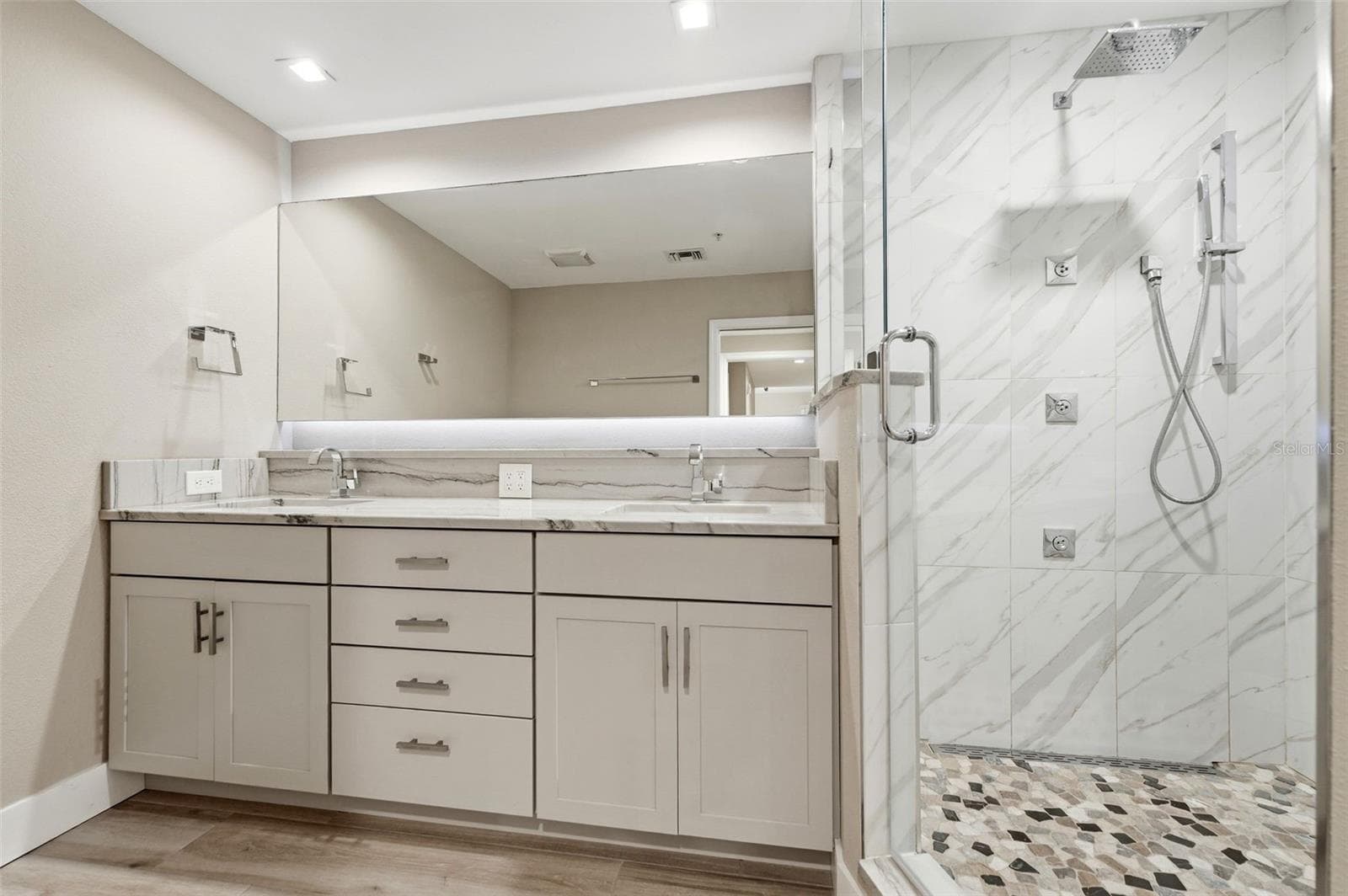Condominium at 322 E CENTRAL BLVD #912, ORLANDO, photo 20 of 41