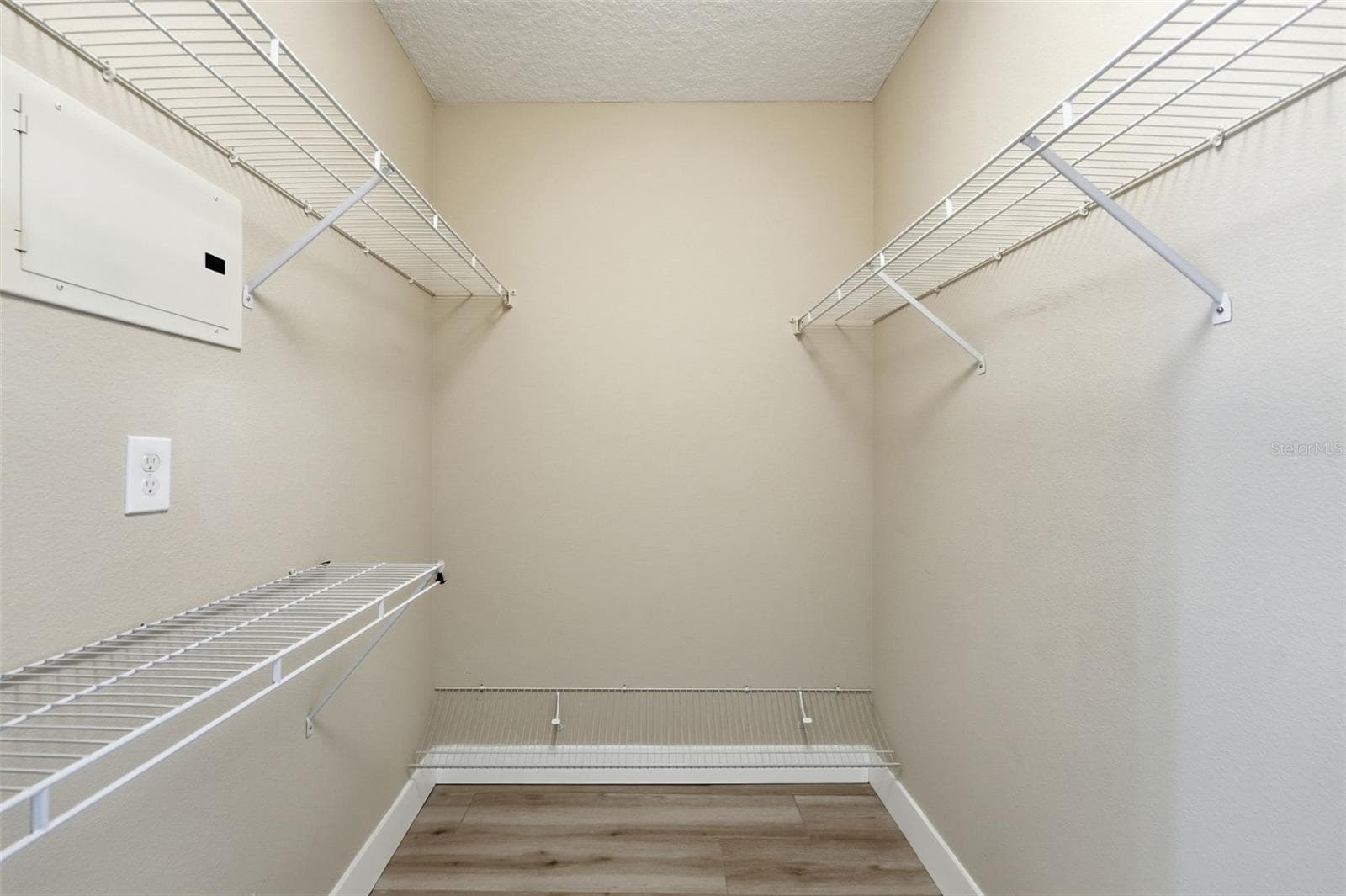 Condominium at 322 E CENTRAL BLVD #912, ORLANDO, photo 22 of 41