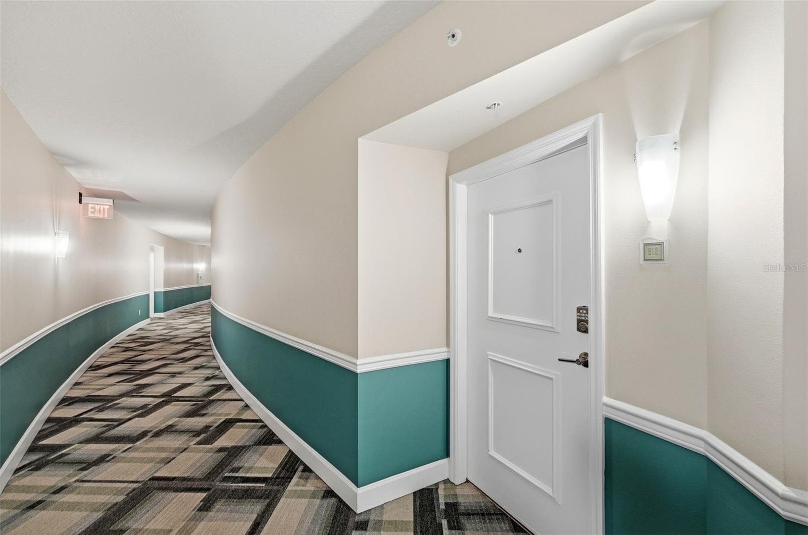 Condominium at 322 E CENTRAL BLVD #912, ORLANDO, photo 30 of 41
