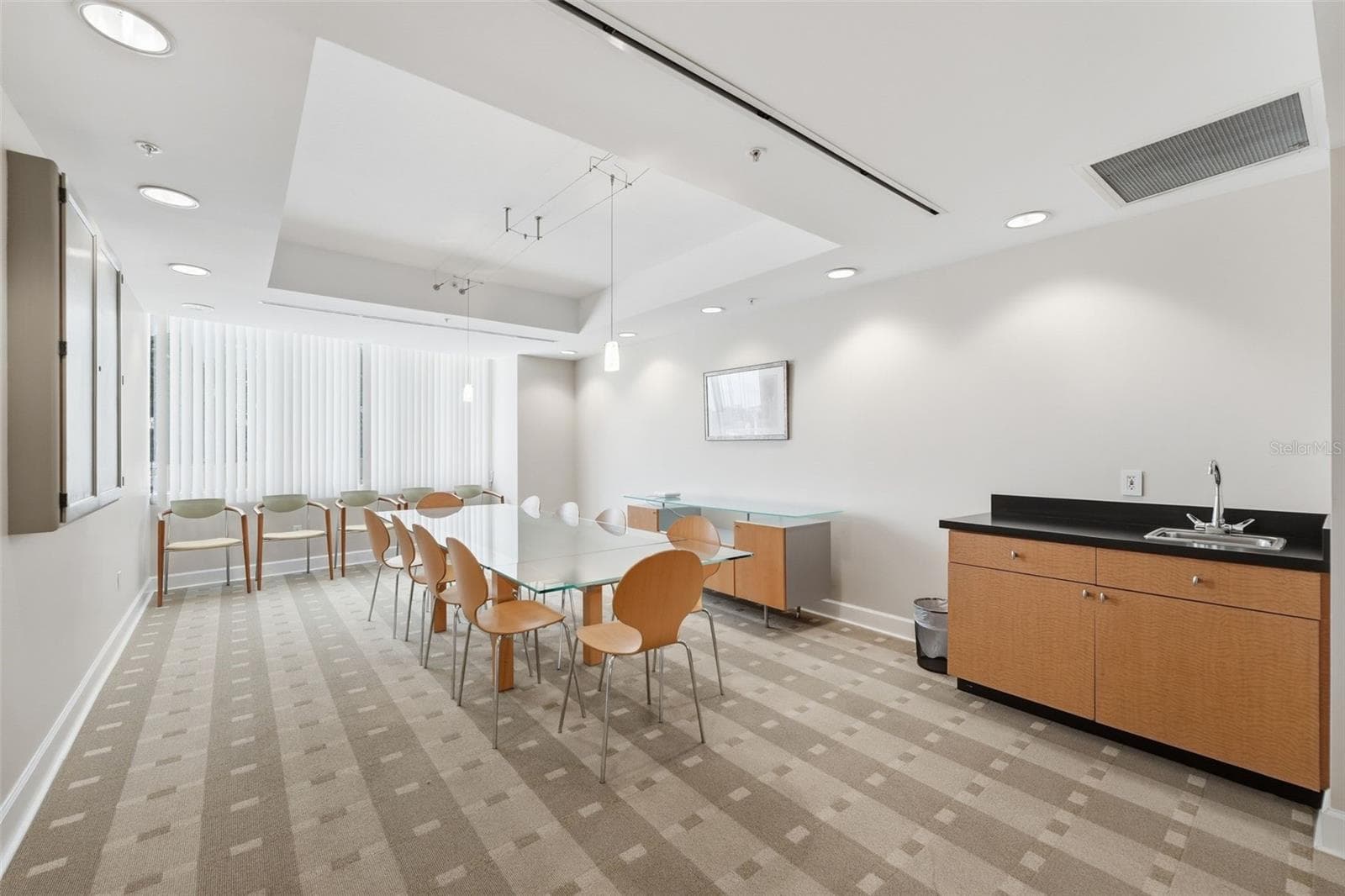 Condominium at 322 E CENTRAL BLVD #912, ORLANDO, photo 31 of 41