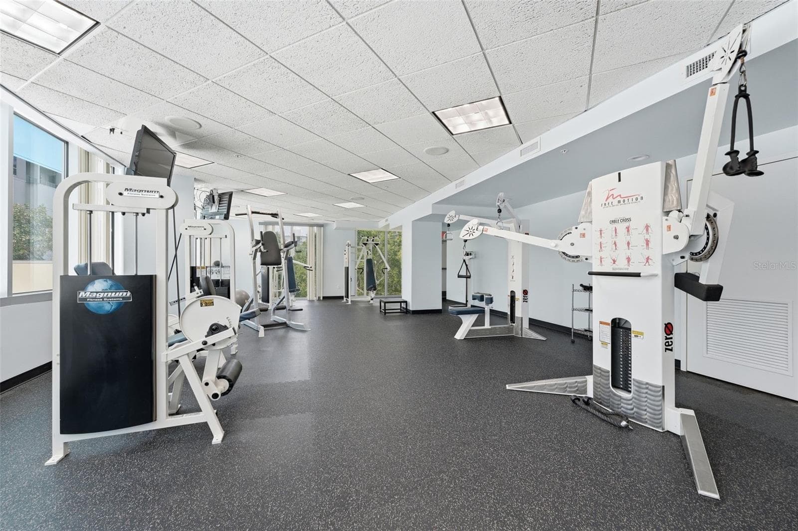 Condominium at 322 E CENTRAL BLVD #912, ORLANDO, photo 34 of 41