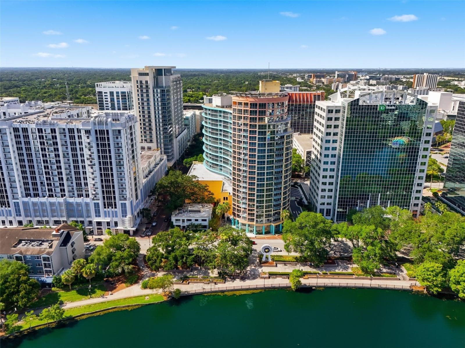 Condominium at 322 E CENTRAL BLVD #912, ORLANDO, photo 2 of 41