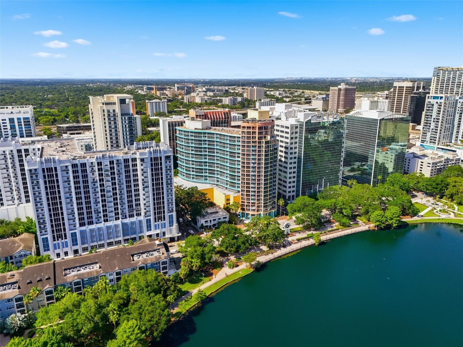 Condominium at 322 E CENTRAL BLVD #912, ORLANDO, photo 39 of 41