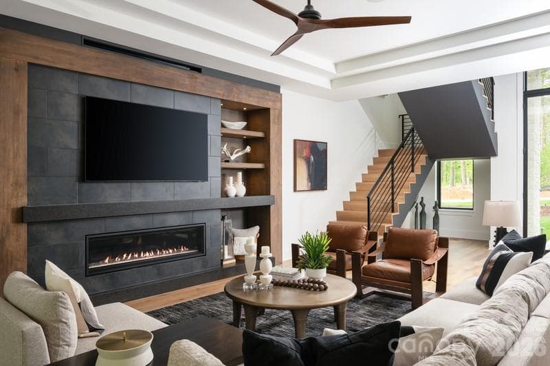 Single Family Residence at Belmont, photo 10 of 36
