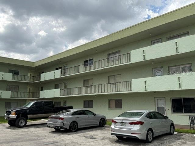1130 N LAKE PARKER AVE #A208
