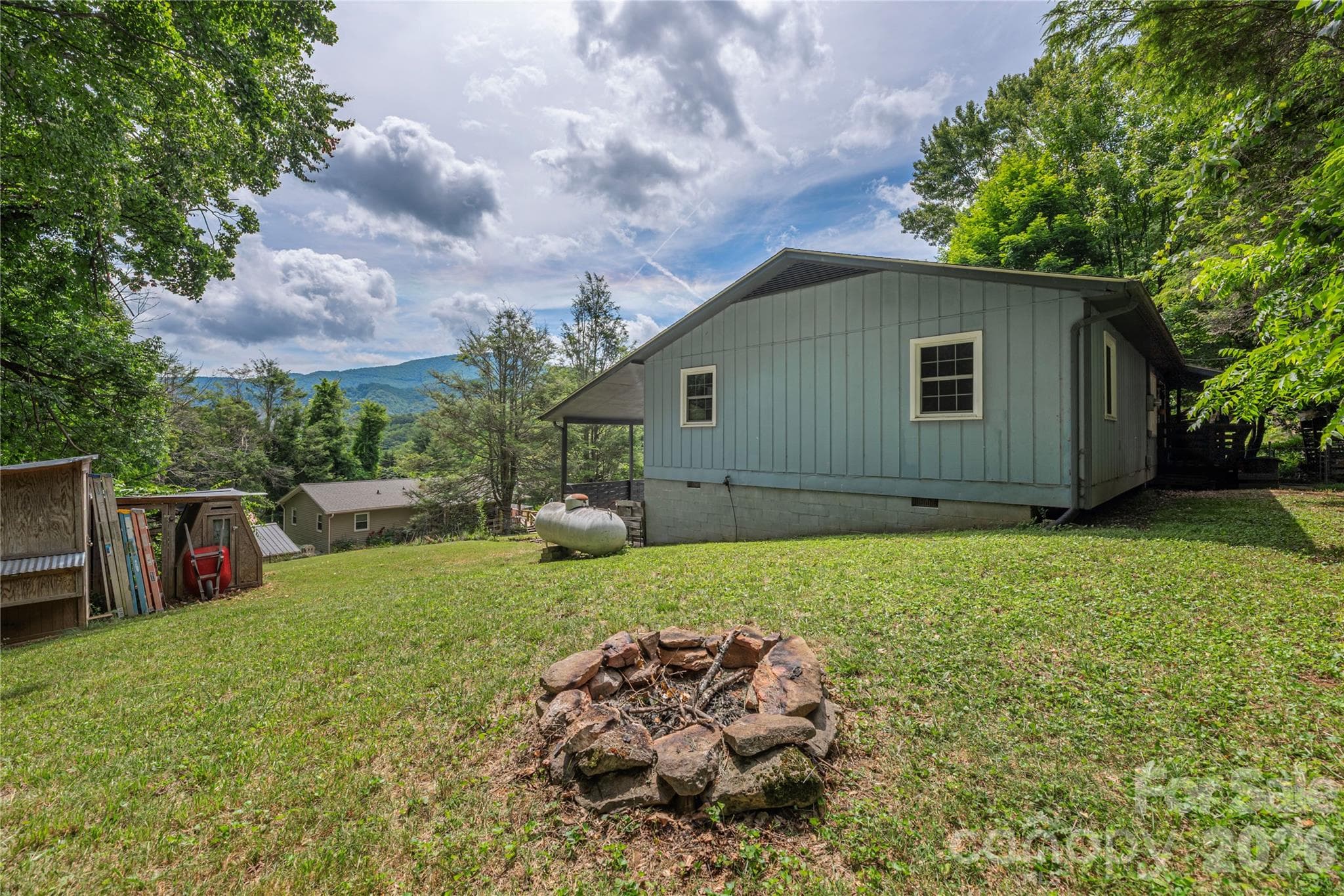 Single Family Residence at Waynesville, photo 3 of 22