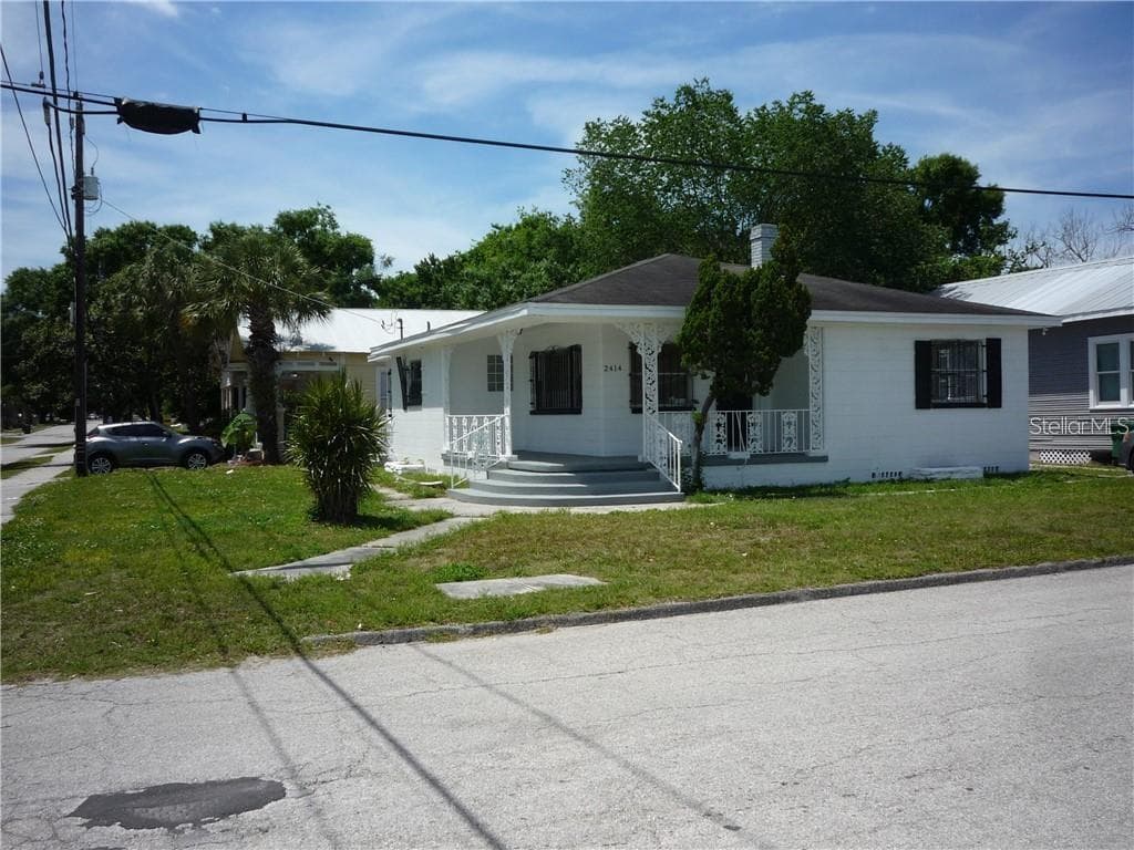 Single Family Residence at 2414 E 8TH AVE, TAMPA, photo 25 of 31
