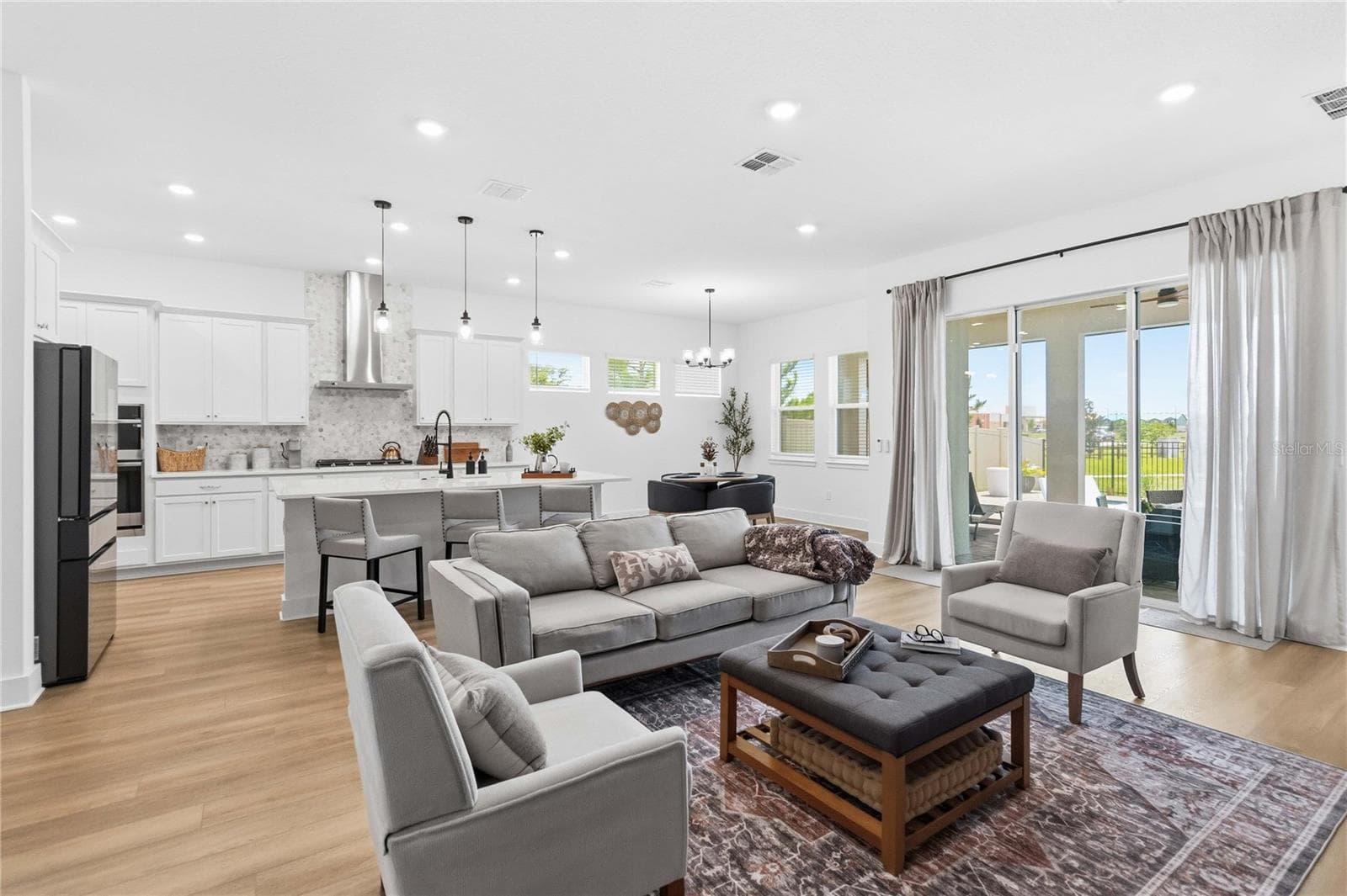 Single Family Residence at 13092 SUNRISE HARVEST DR, WINTER GARDEN, photo 14 of 44