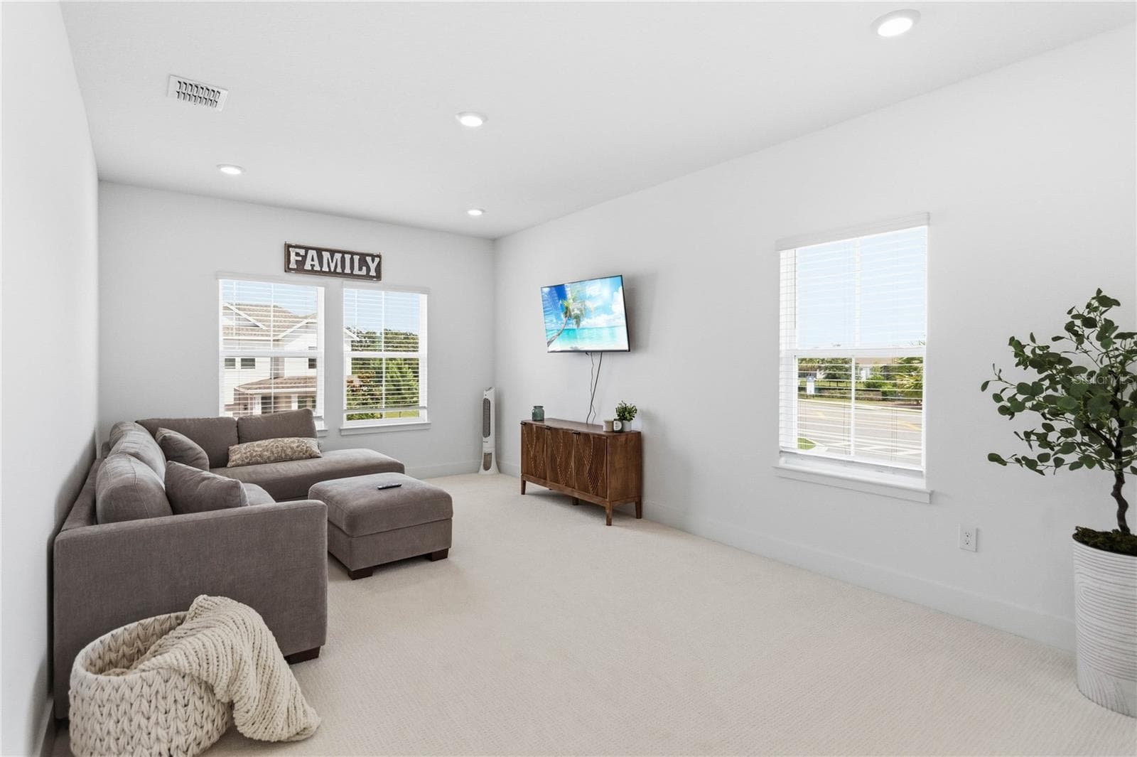 Single Family Residence at 13092 SUNRISE HARVEST DR, WINTER GARDEN, photo 22 of 44